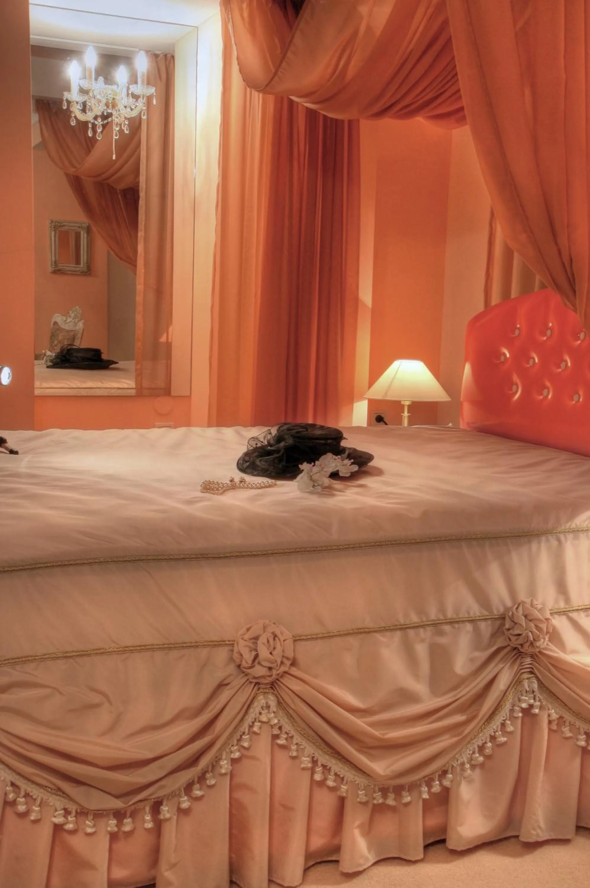 Decorative detail in Family Hotel Mania