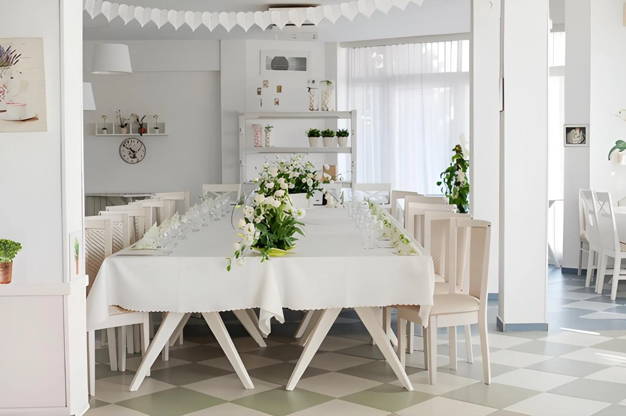 Restaurant/places to eat in Family Hotel Mania