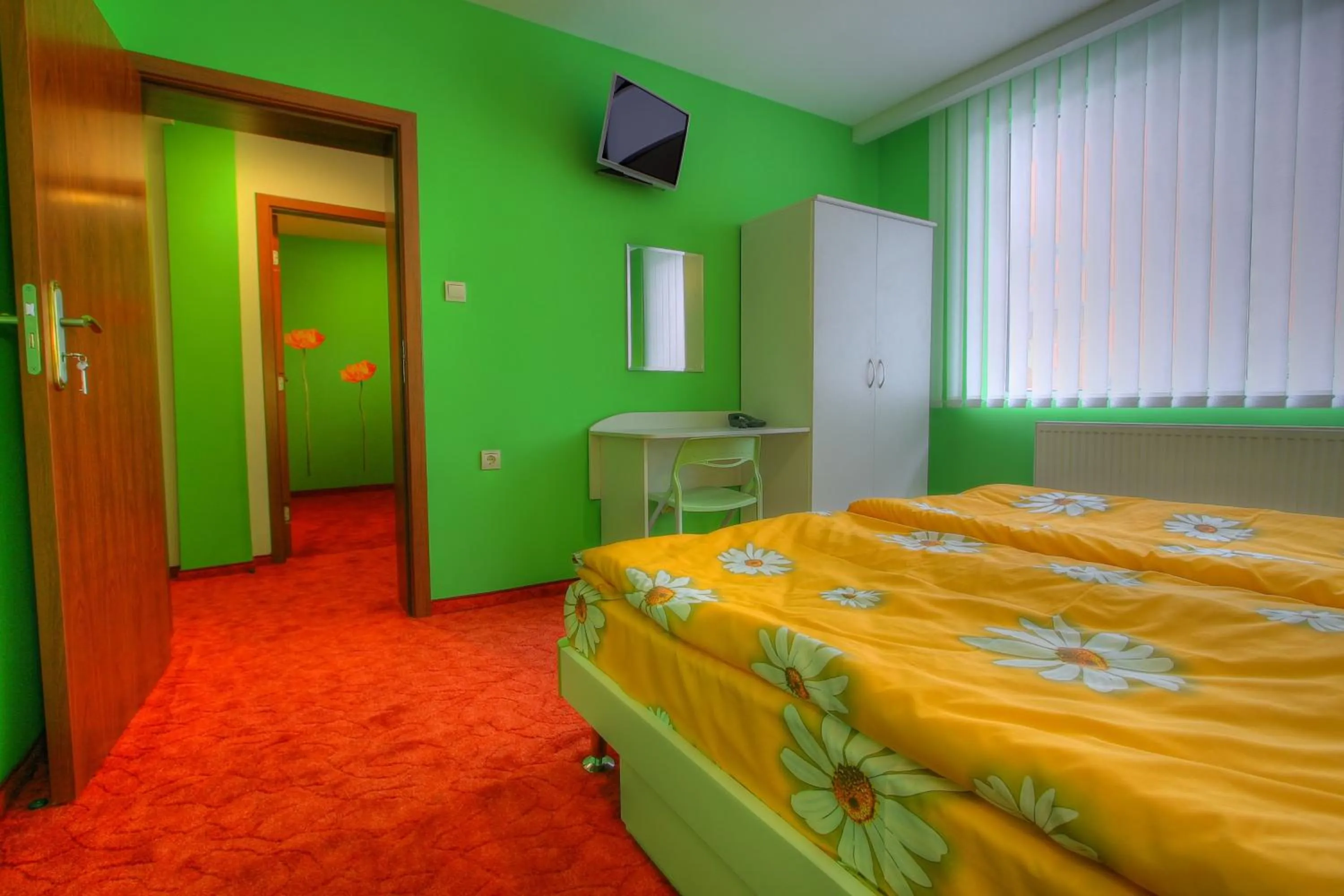 Photo of the whole room in Family Hotel Mania