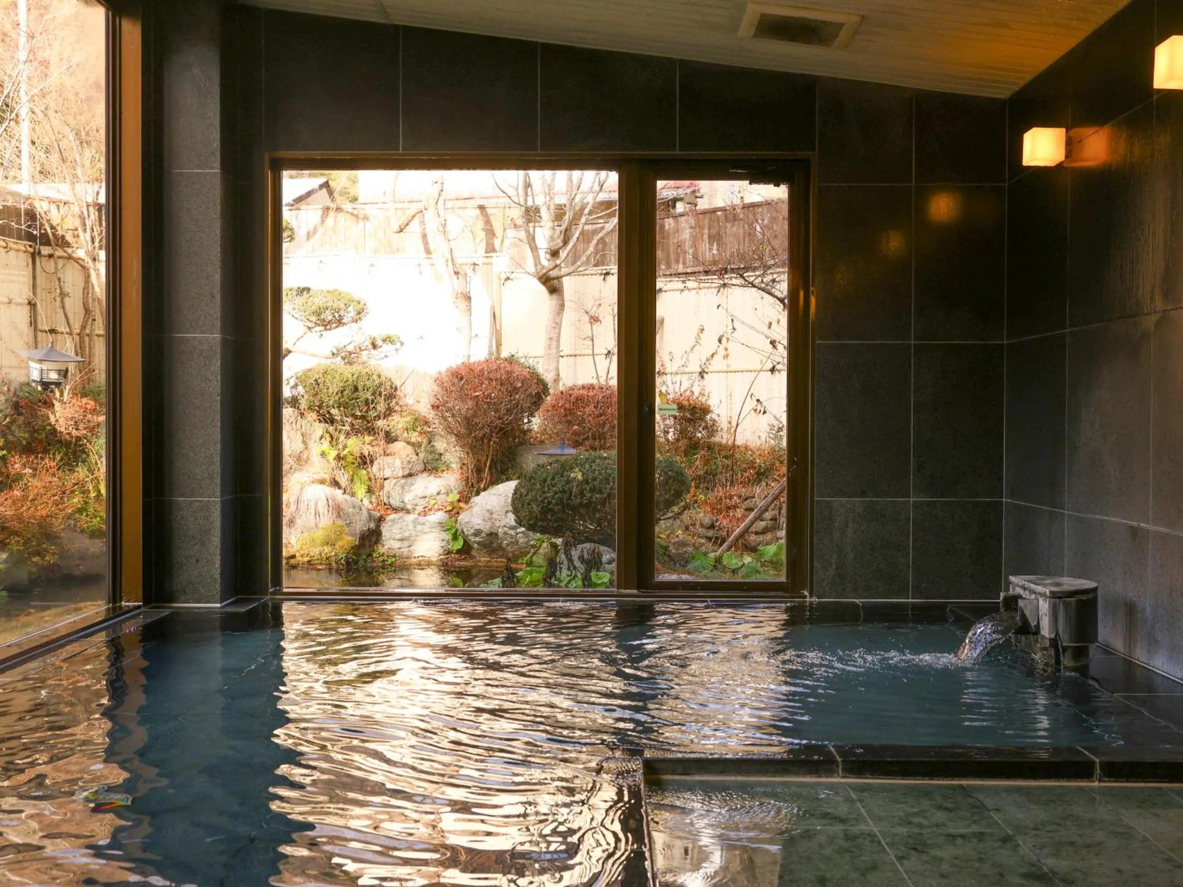 Public Bath in Shoji Mount Hotel