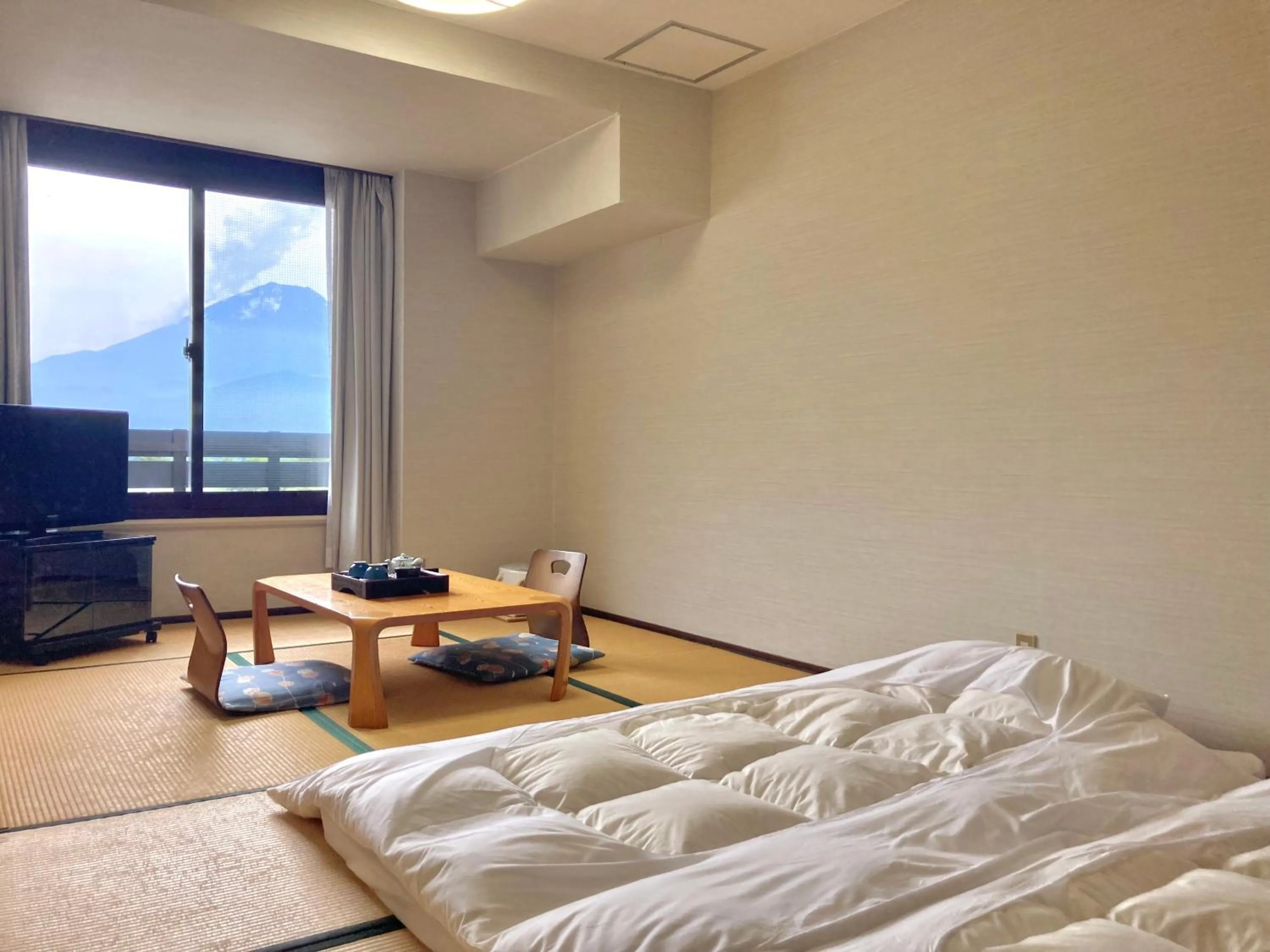 Japanese-Style Room in Shoji Mount Hotel