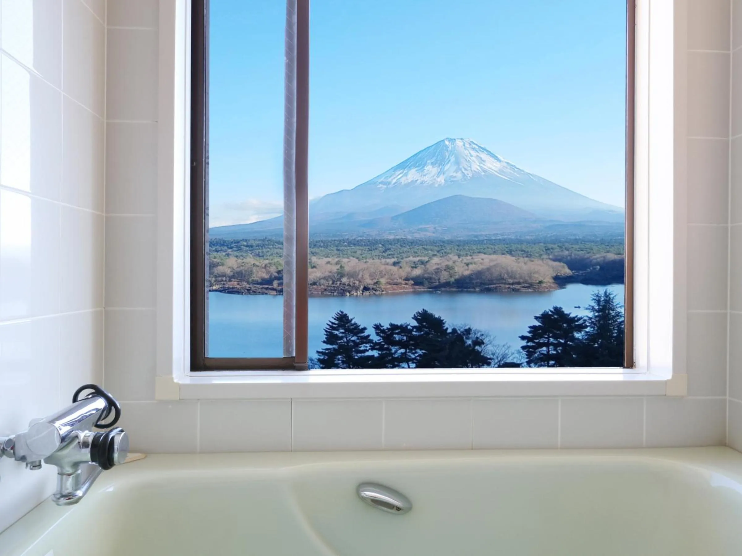 Photo of the whole room in Shoji Mount Hotel