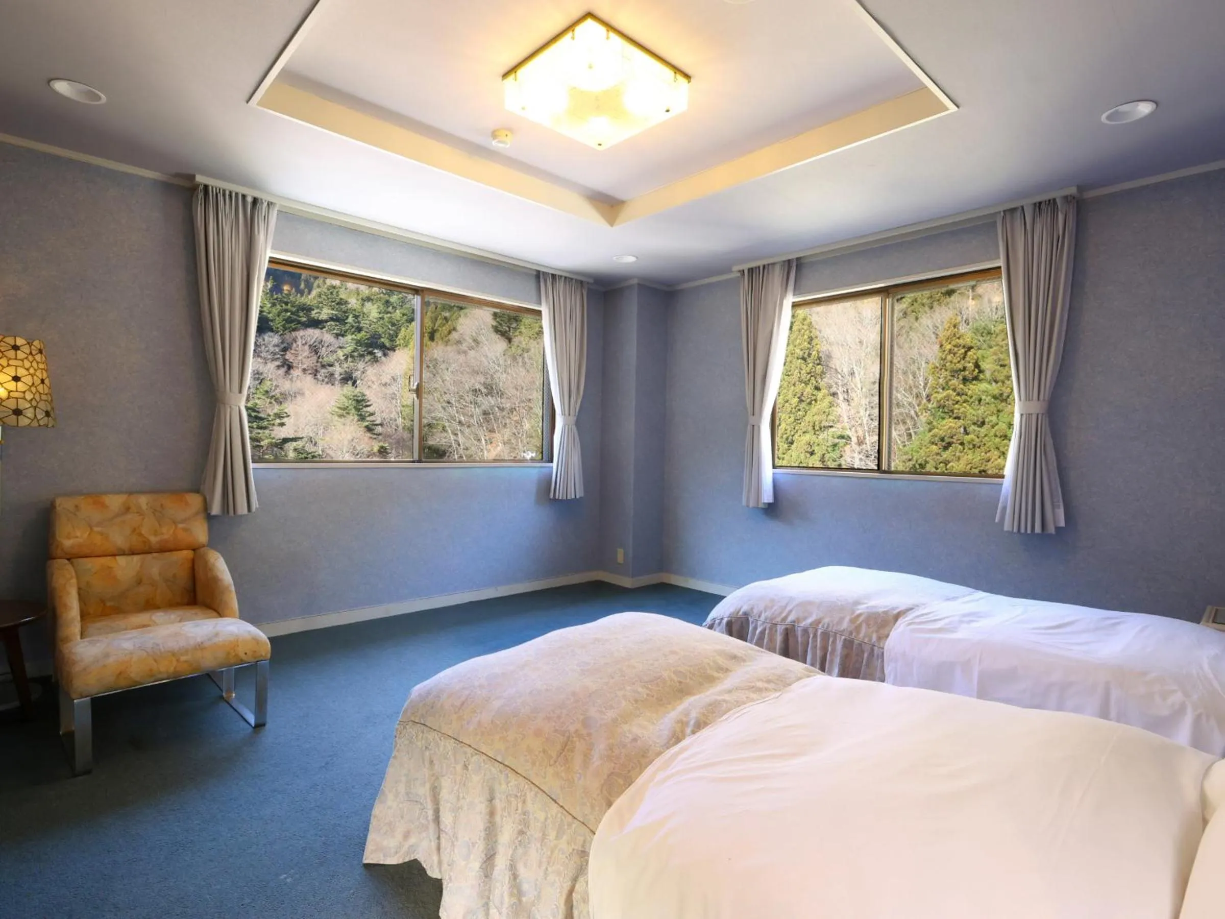 Bed in Shoji Mount Hotel