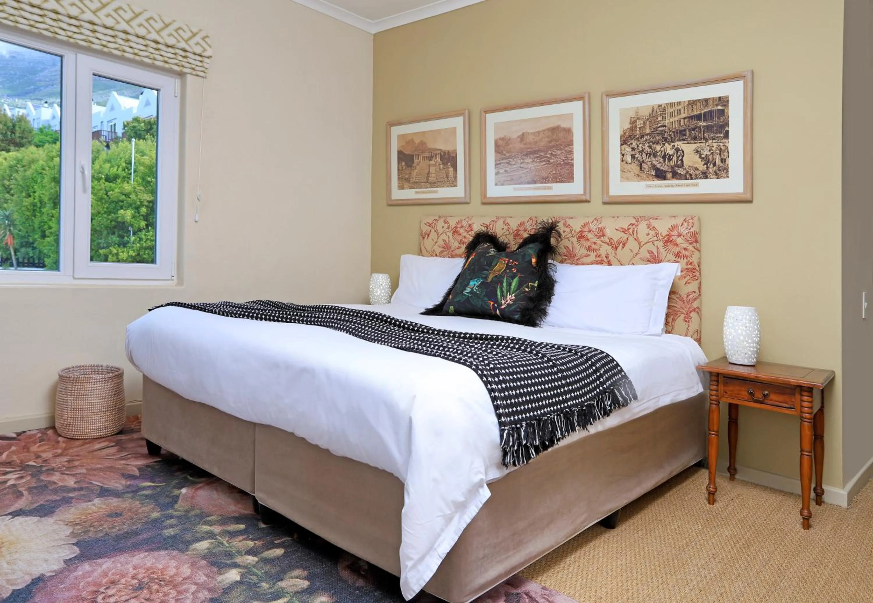 Bed in Rosedene Guest House