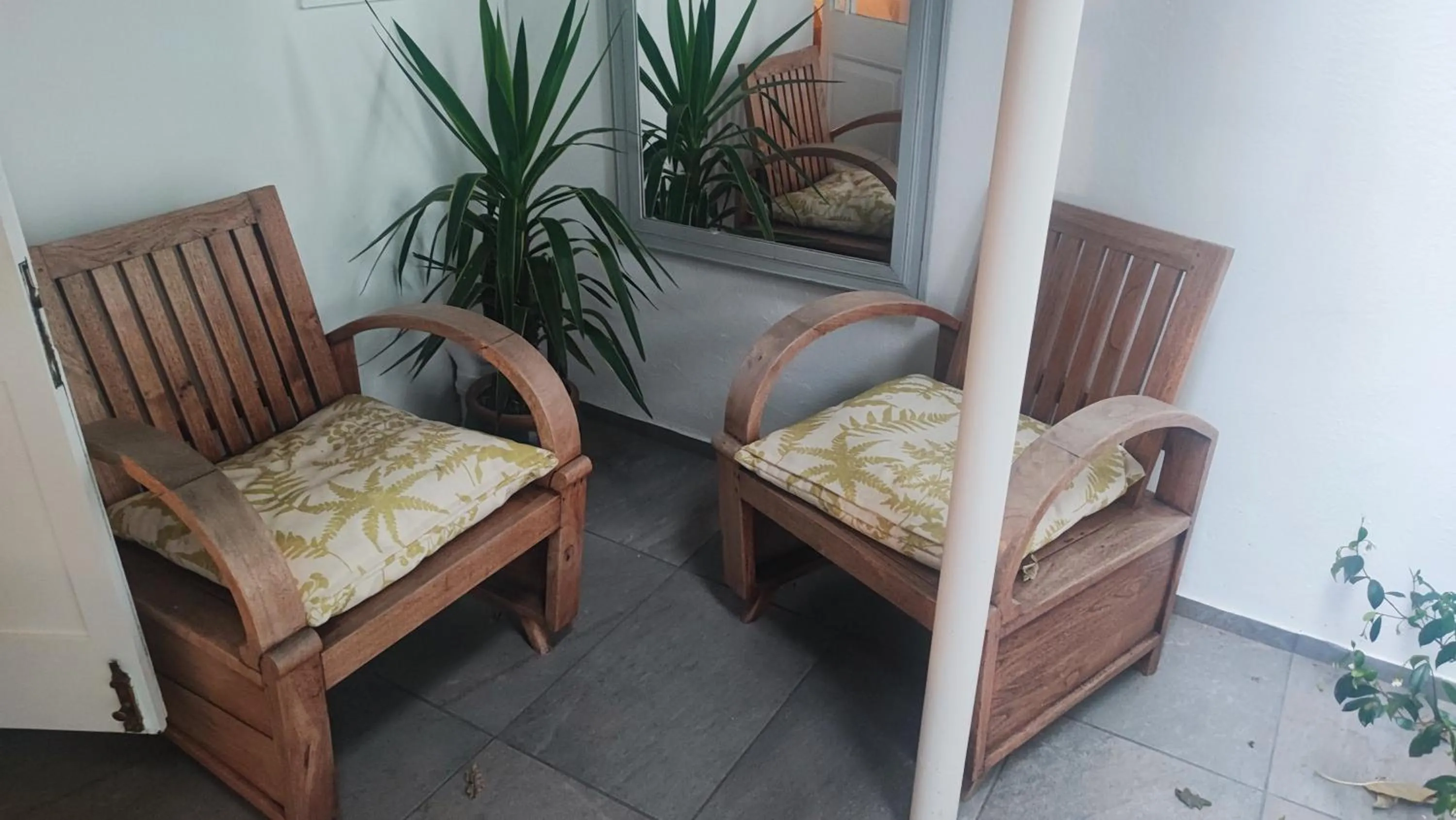 Patio in Rosedene Guest House