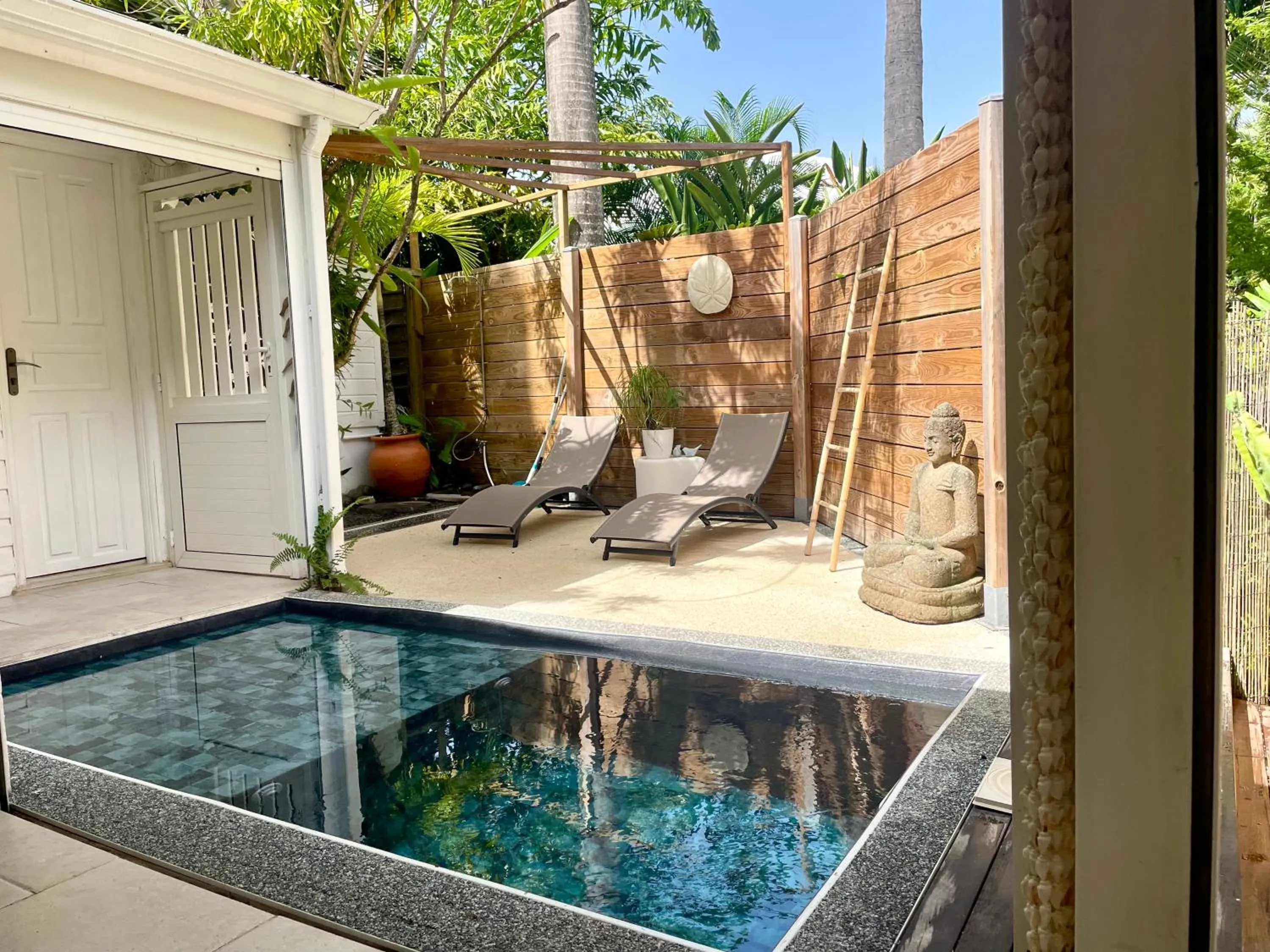 17 Les Palmes - Maison de charme - Piscine privée et accès plage