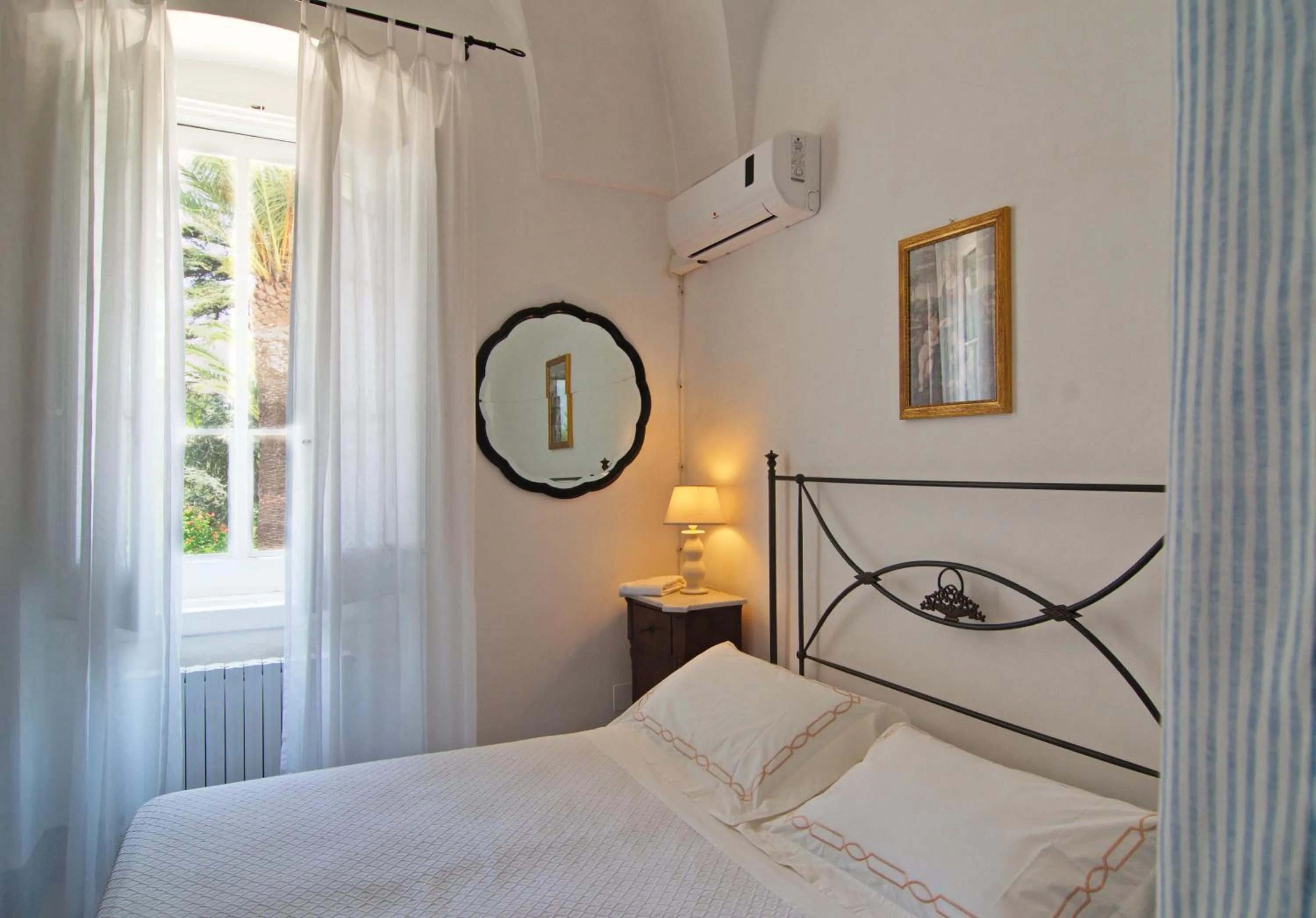 Bed in Masseria Il Frantoio