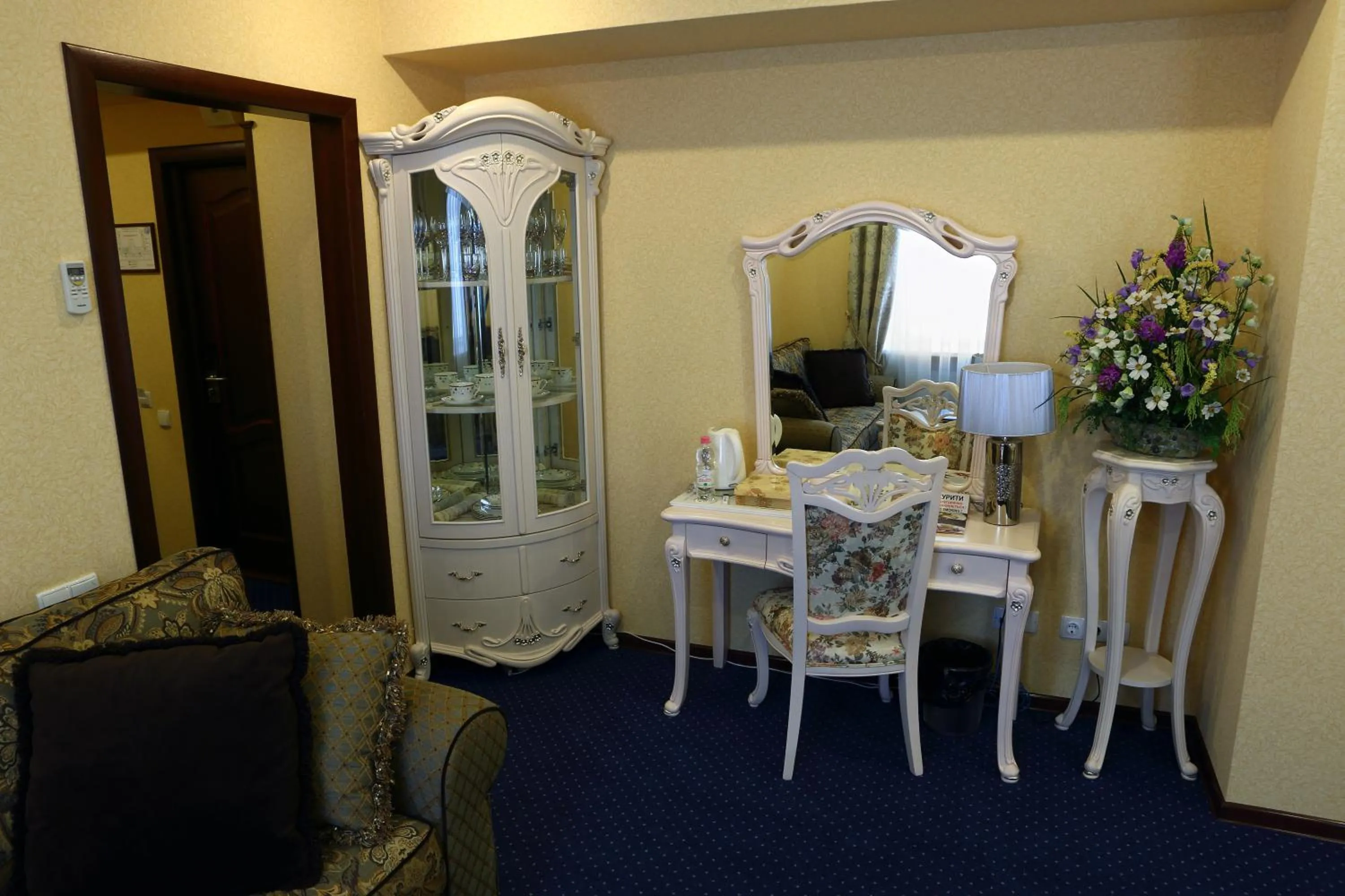 Seating area in Hotel Ukraine Rivne