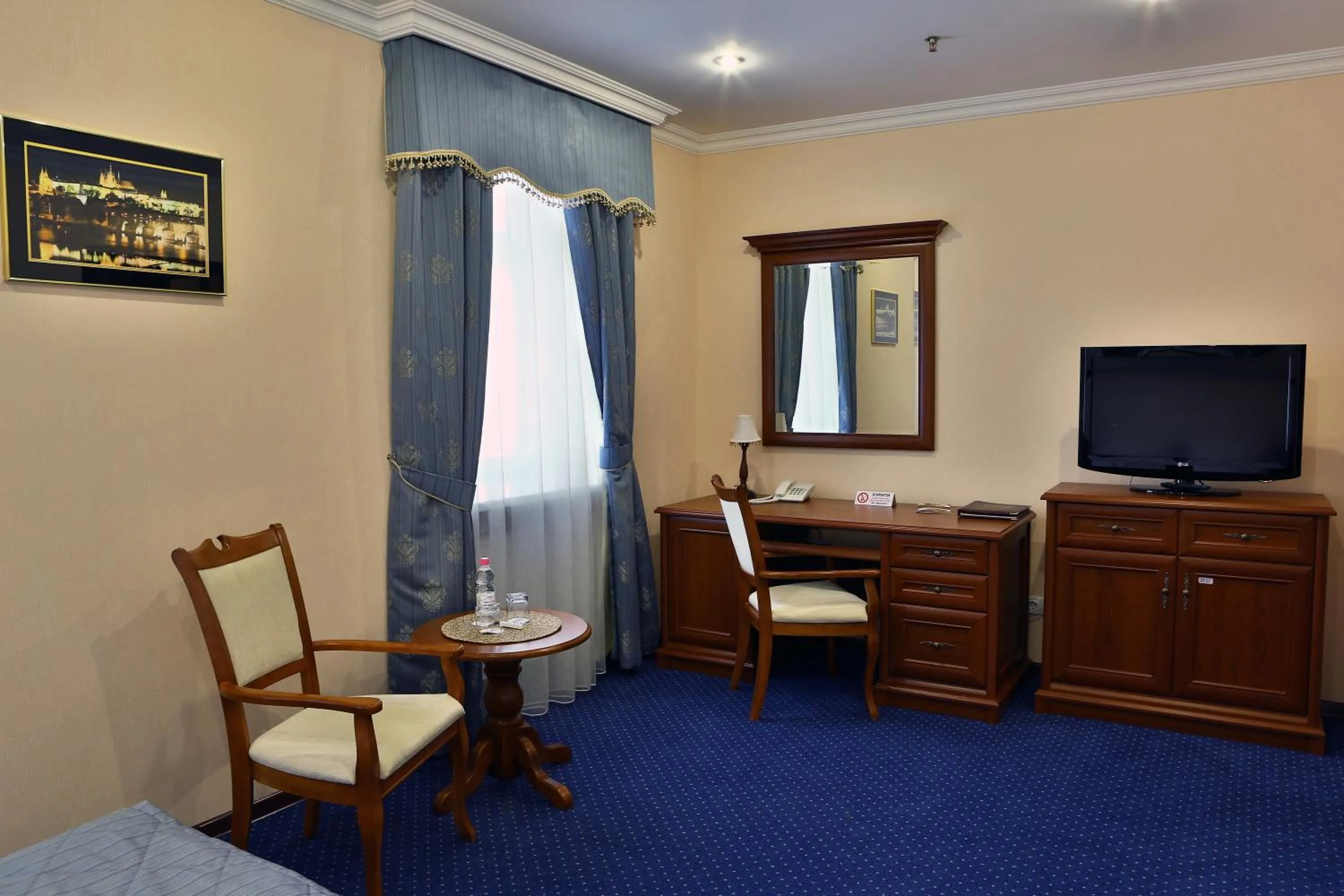 TV and multimedia in Hotel Ukraine Rivne