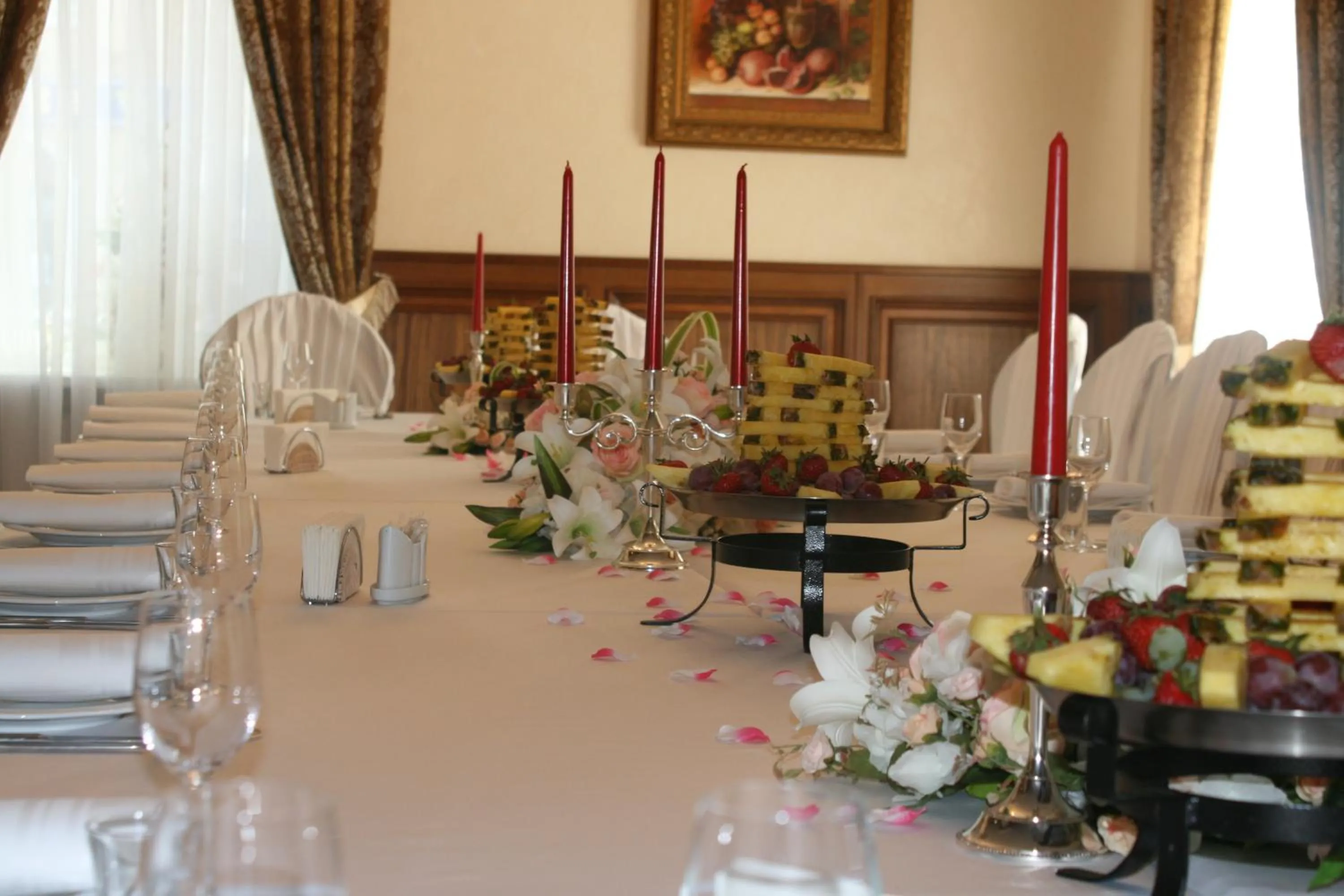Restaurant/places to eat in Hotel Ukraine Rivne
