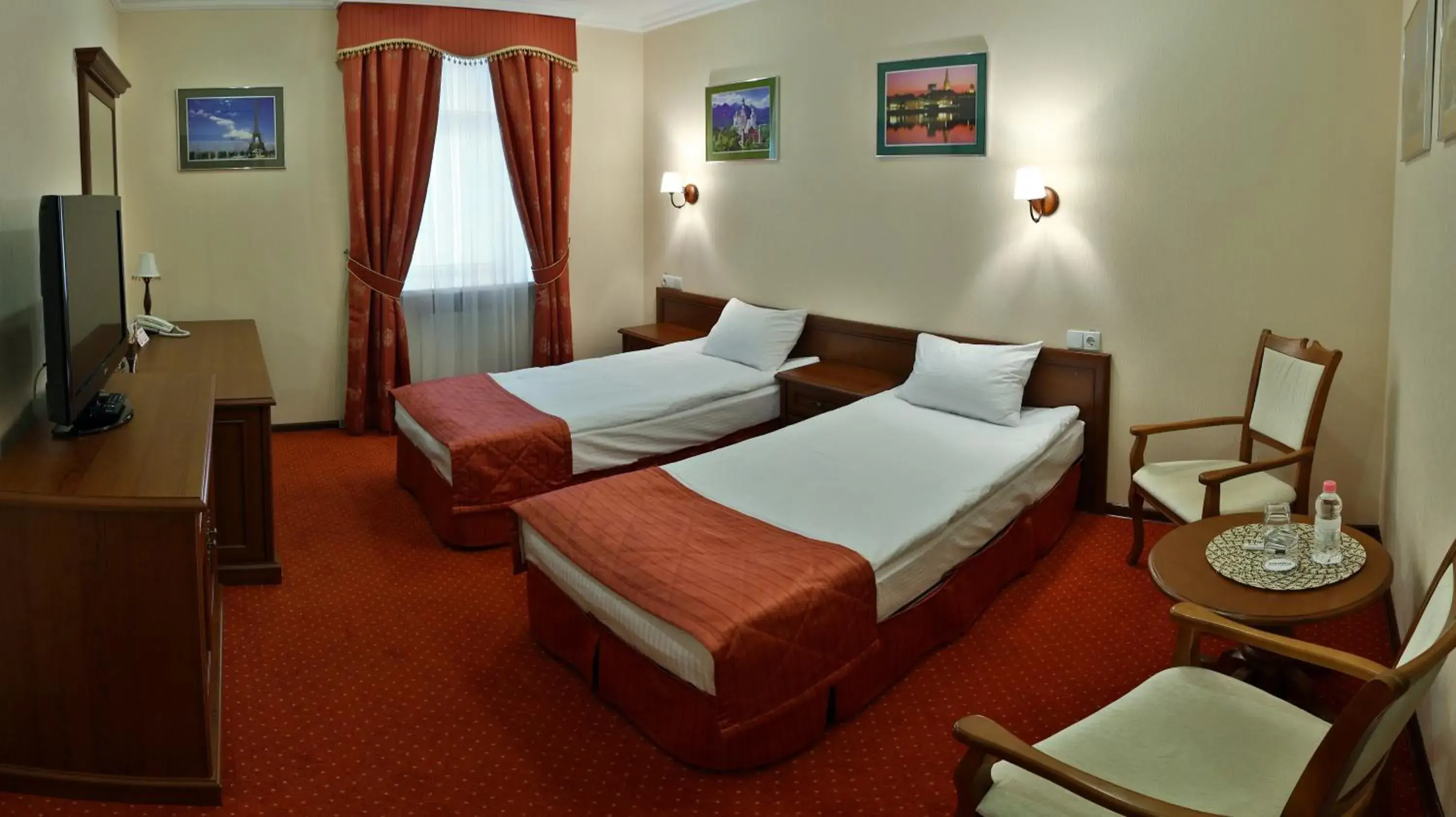 Twin Room in Hotel Ukraine Rivne Twin Room in Hotel Ukraine Rivne
