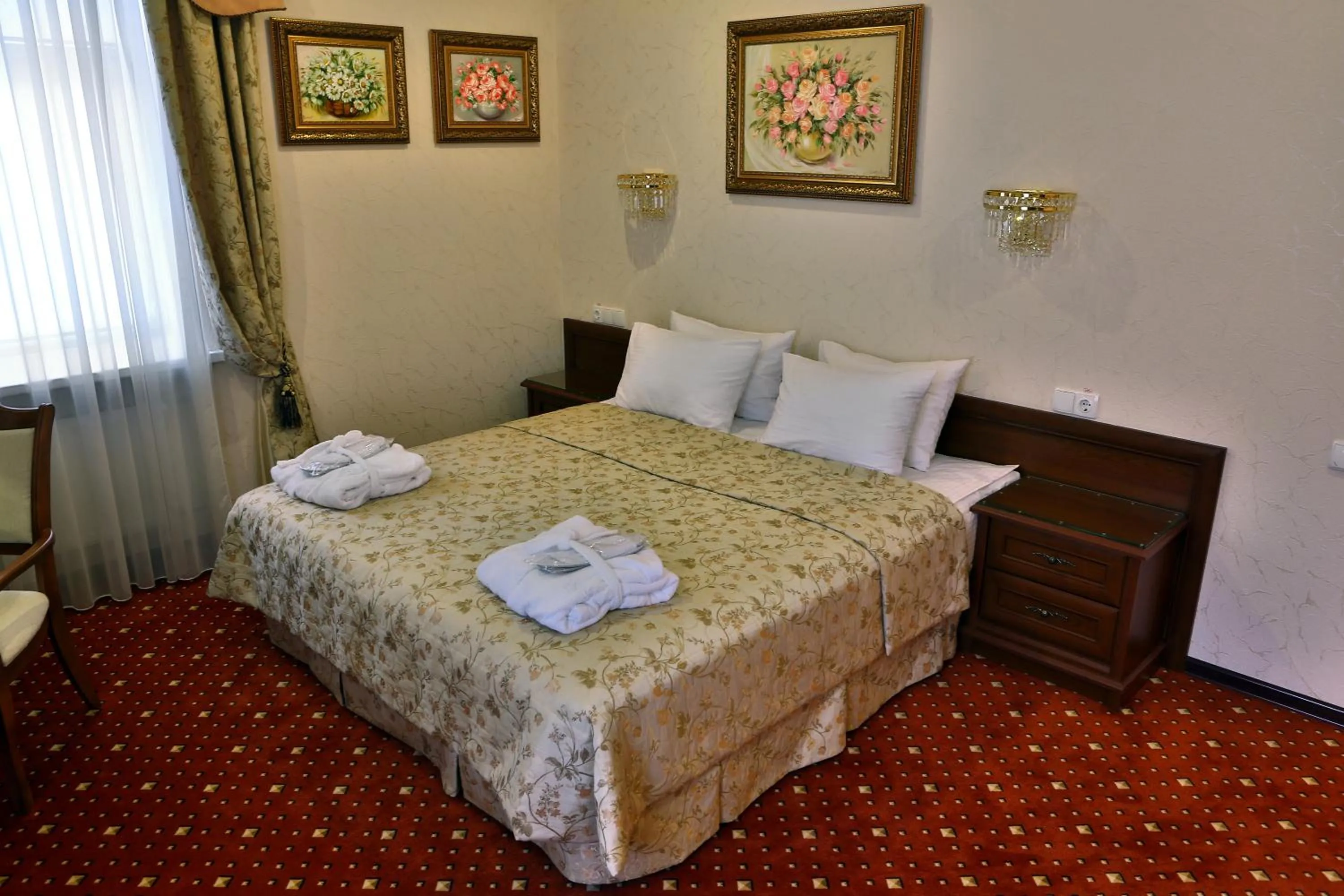 Bed in Hotel Ukraine Rivne