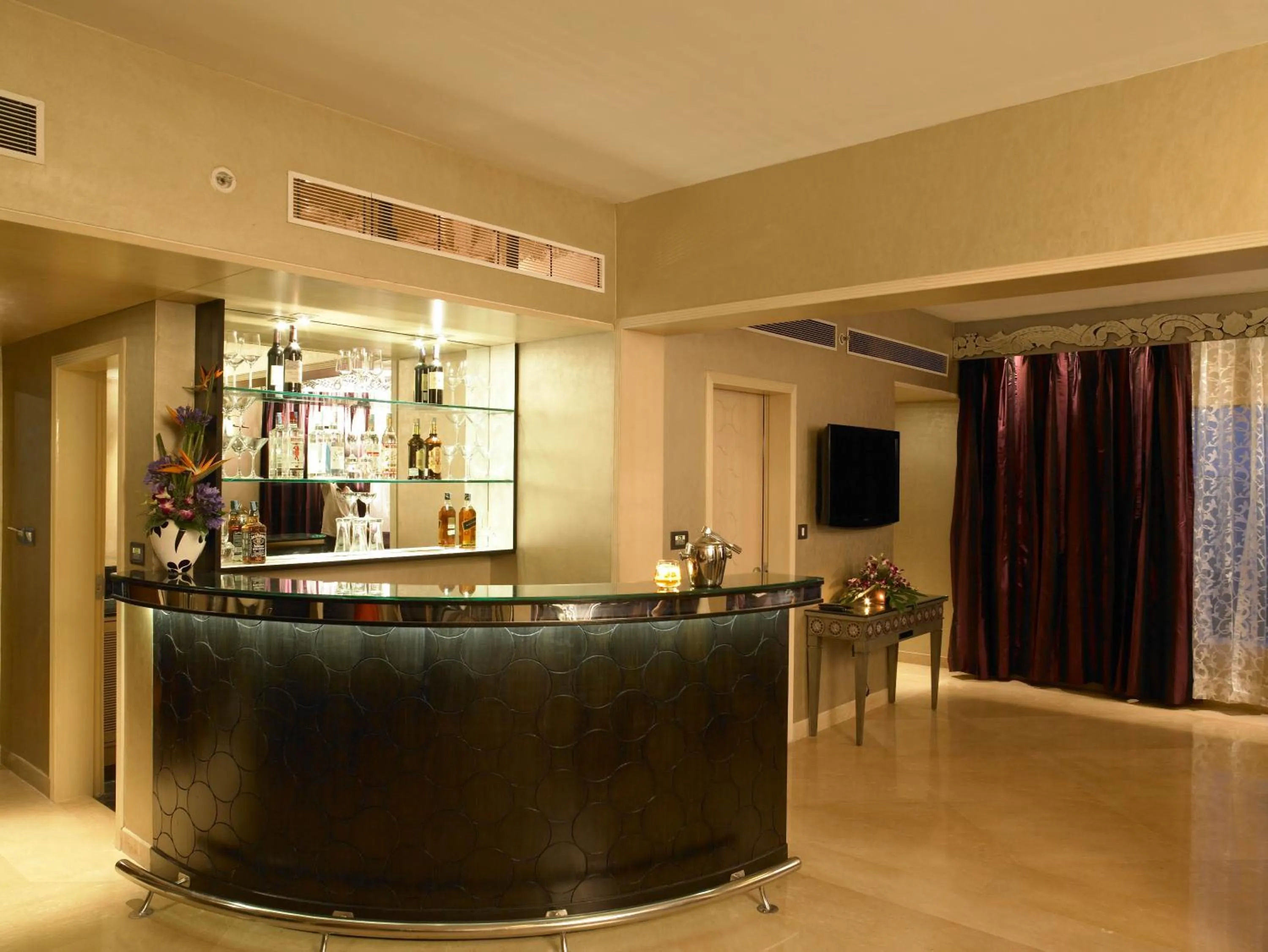 Lounge or bar in The Zuri Whitefield Bengaluru