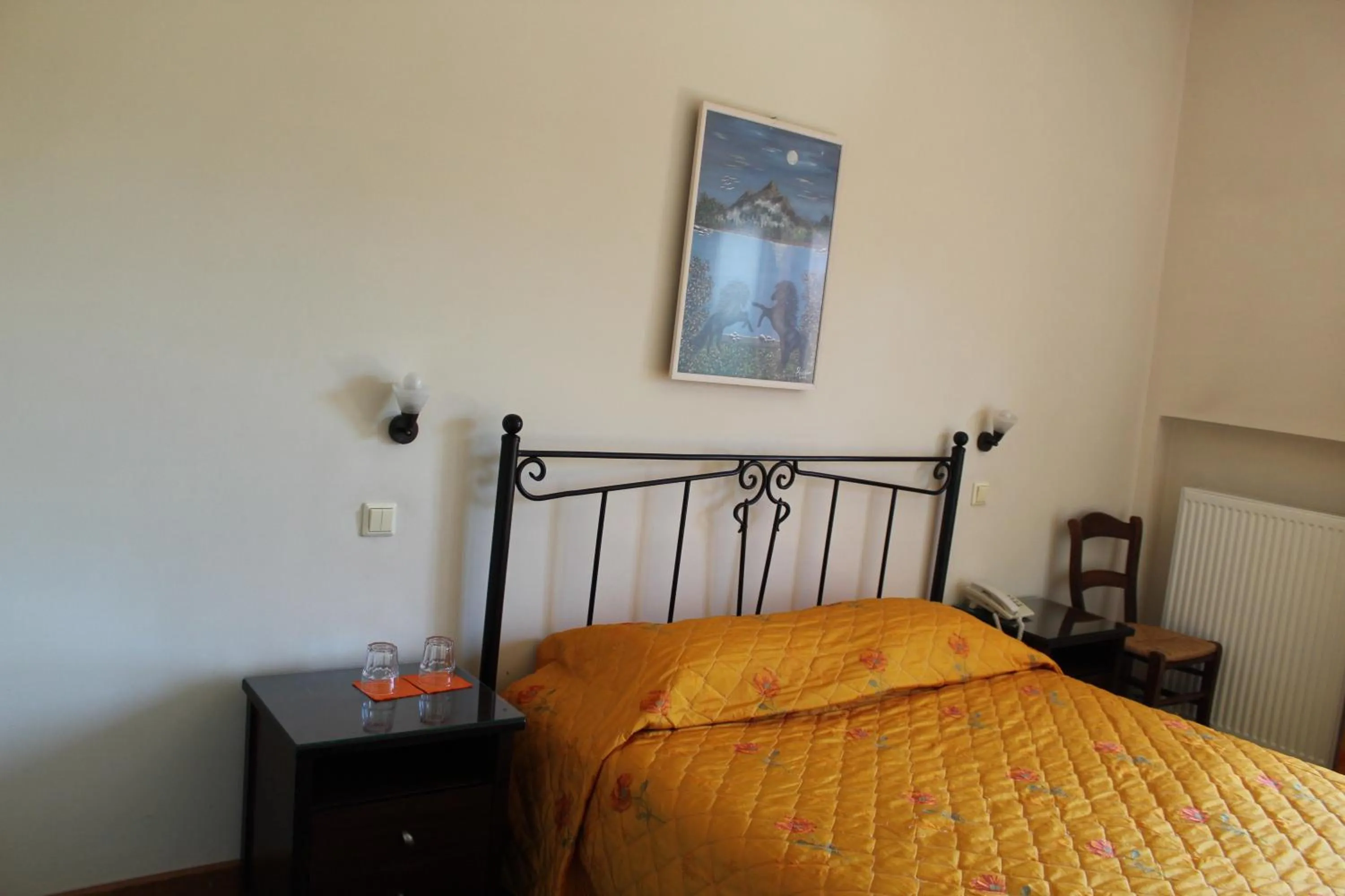 Bed in Elatou