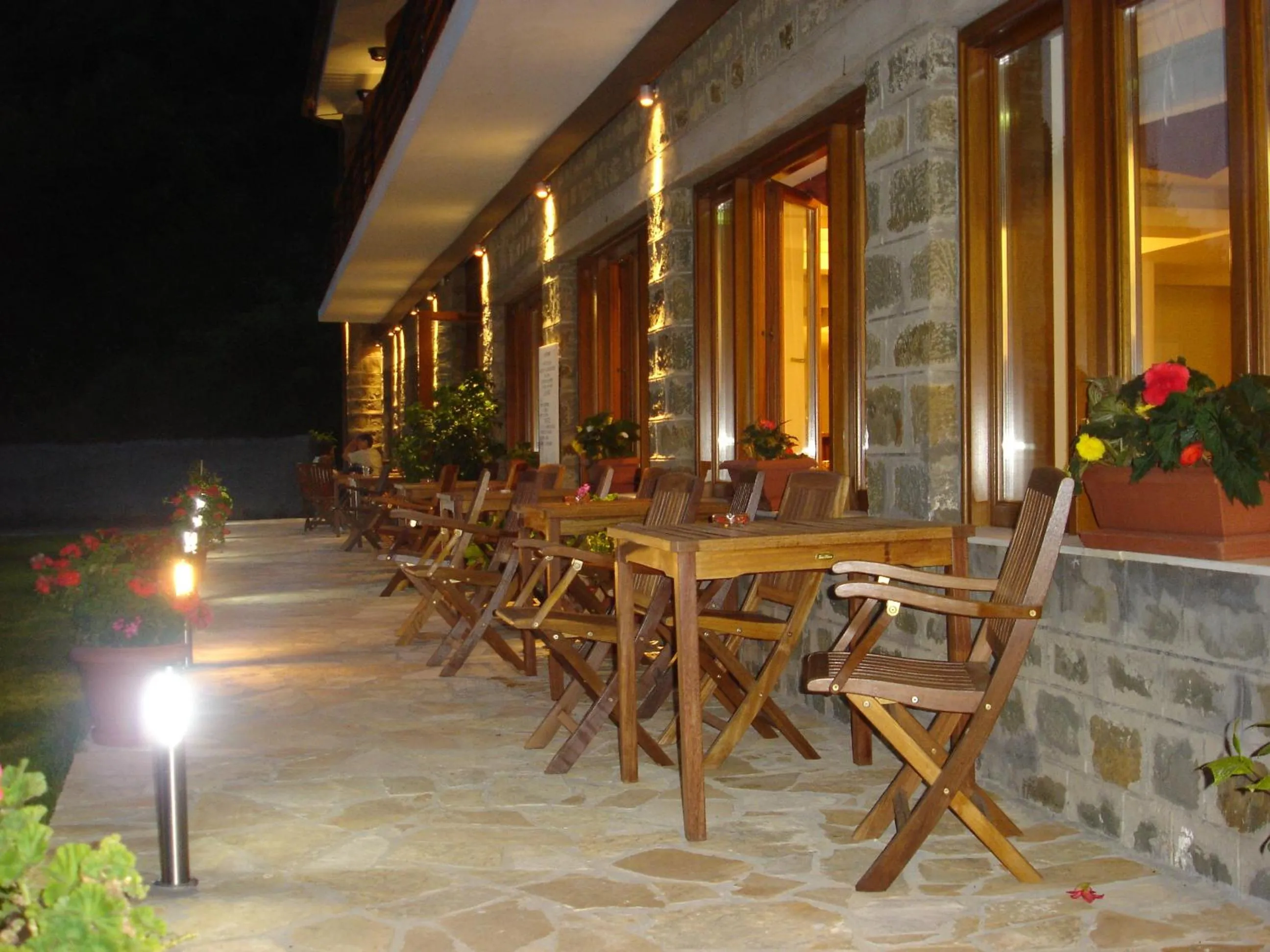 Patio in Elatou
