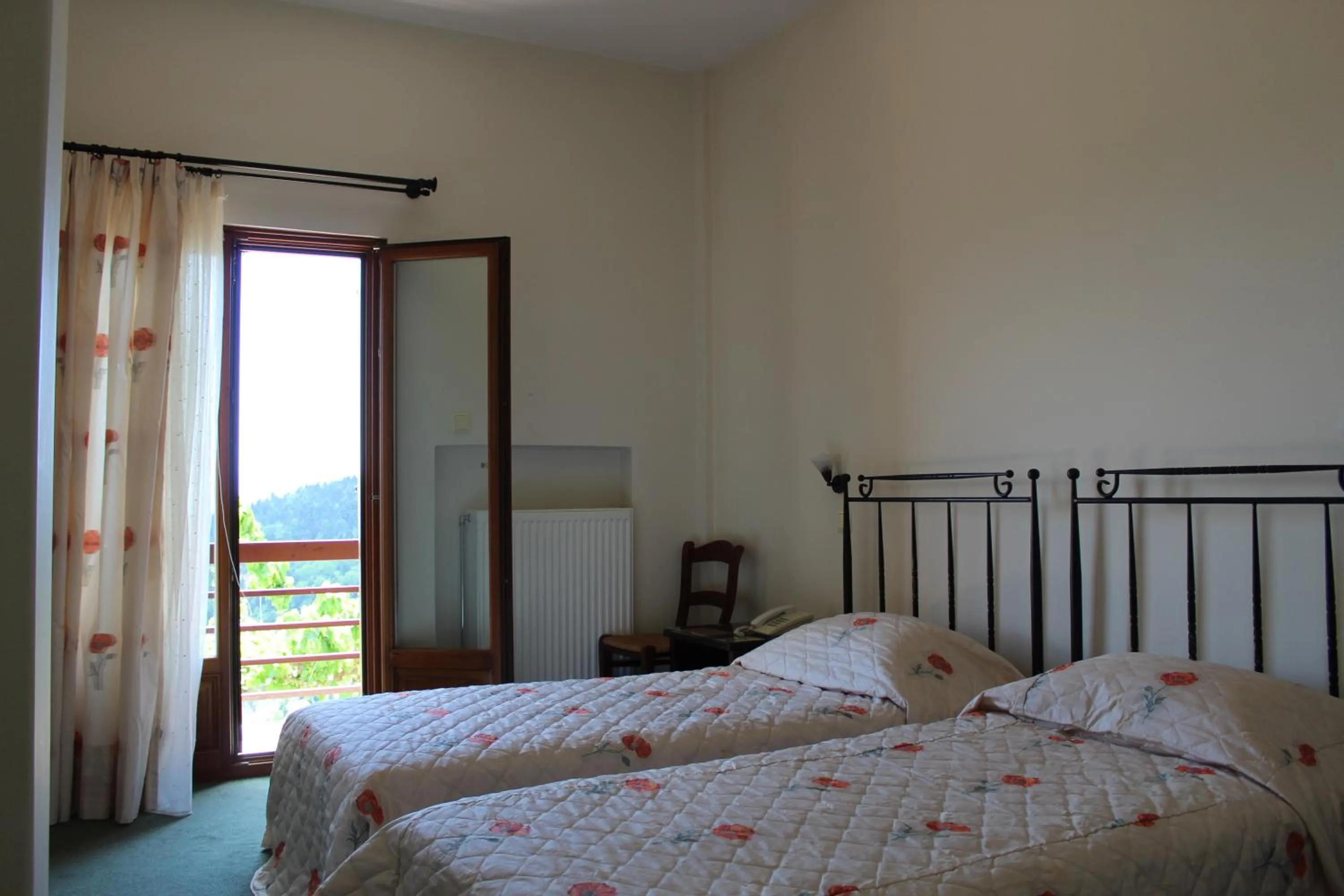 Bed in Elatou