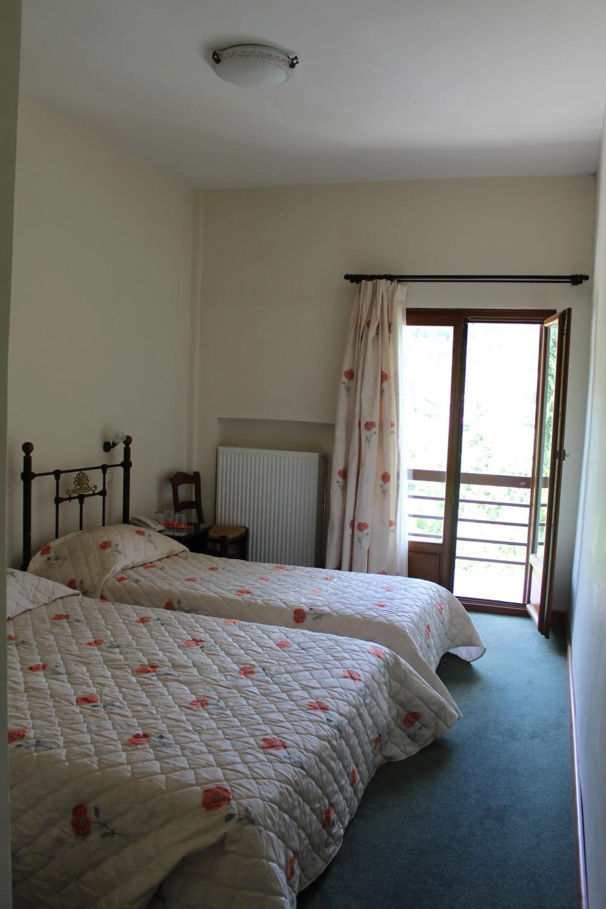 Bed in Elatou
