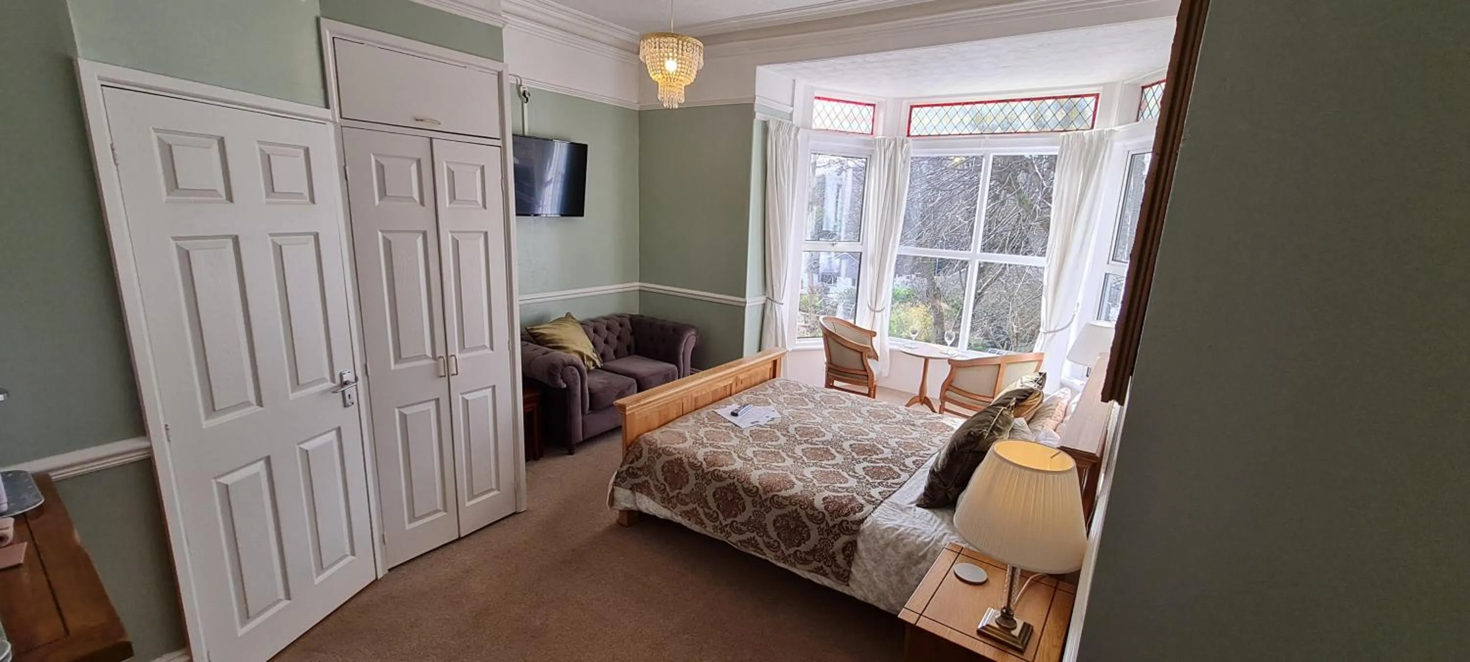 Bed in The Pendennis Guest House