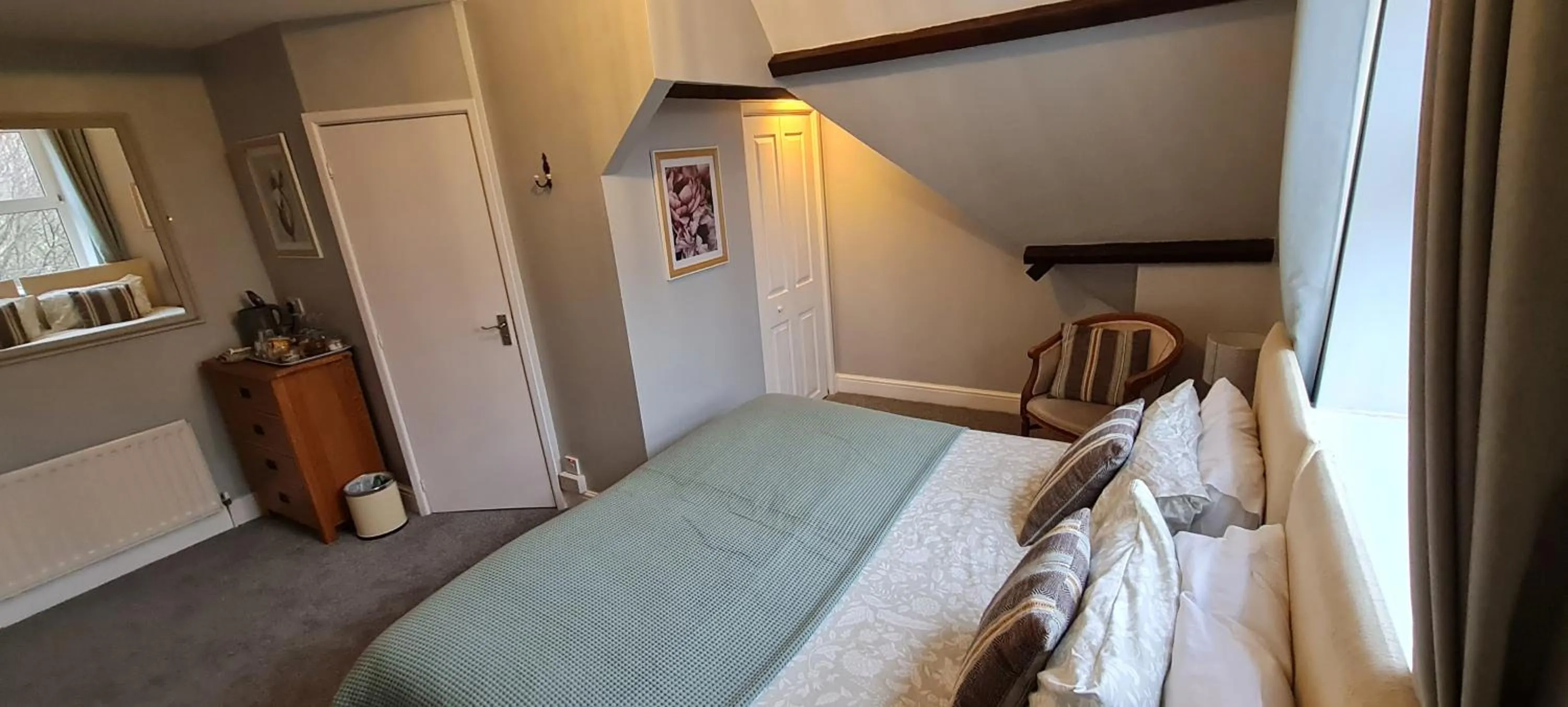 Bed in The Pendennis Guest House