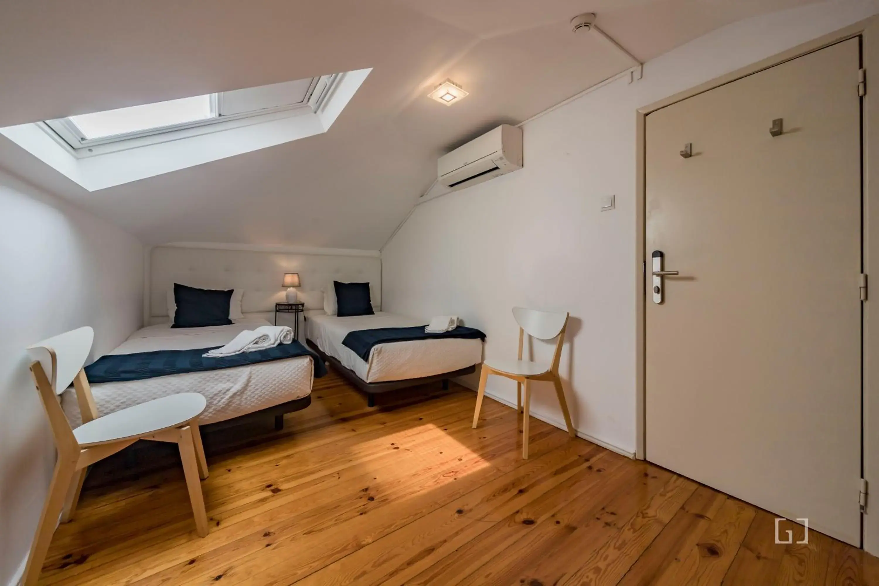 Twin Room with Shared Bathroom in MouraLua Twin Room with Shared Bathroom in MouraLua