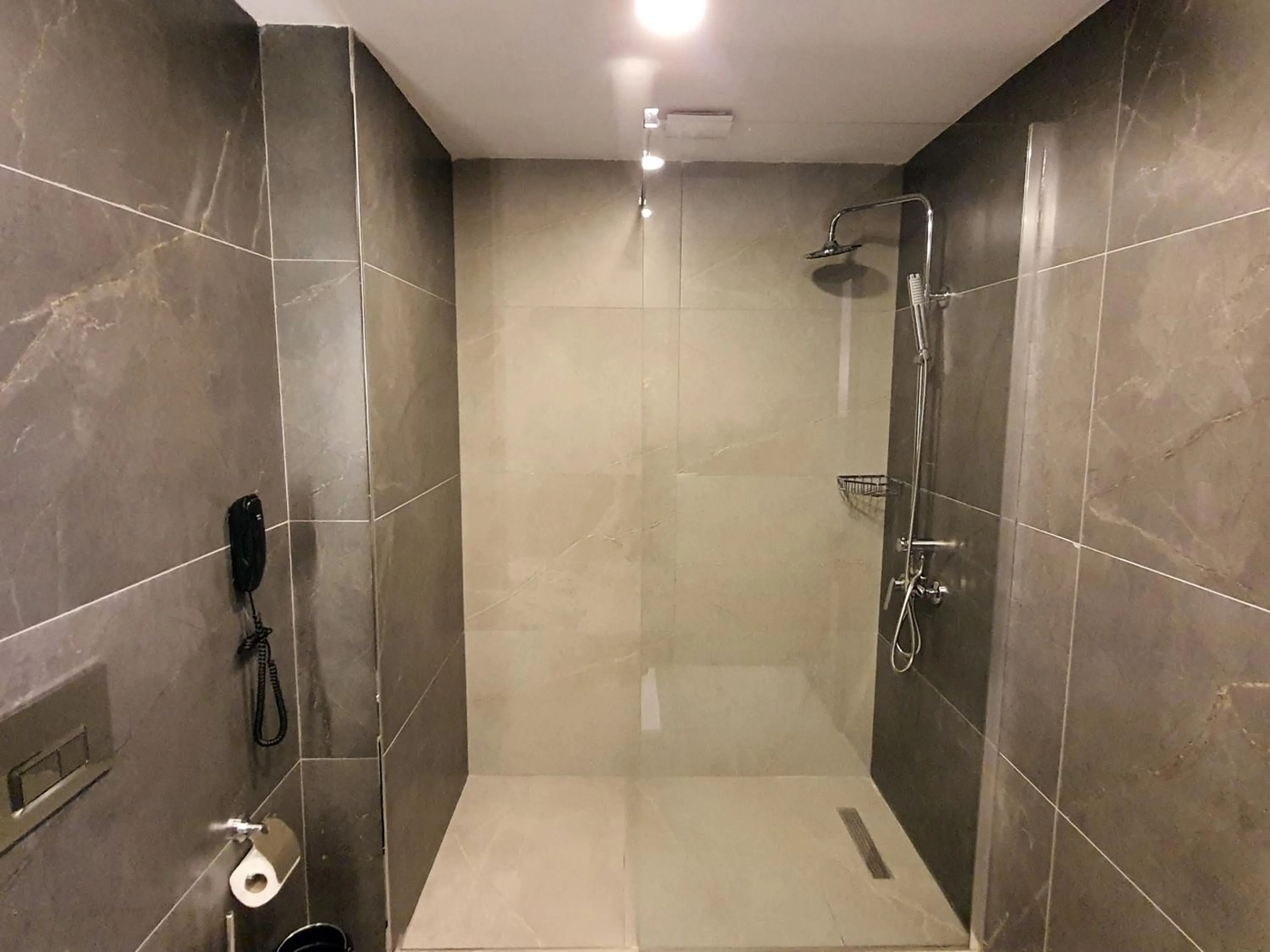 Shower in Kızılkaya Business Otel