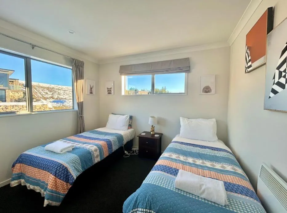 Bed in Supernova A - 3 Bedrooms