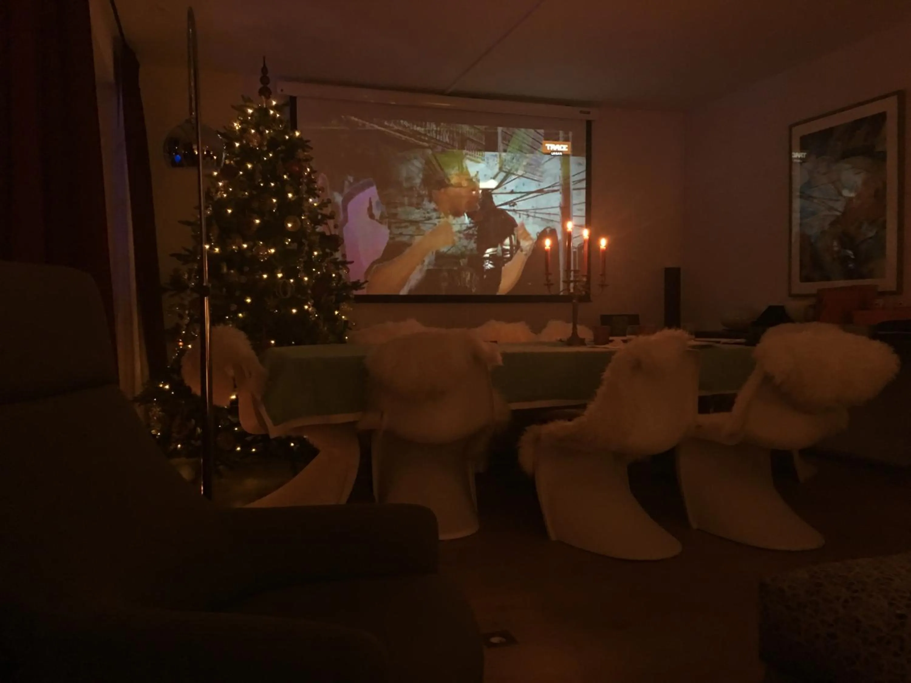 Communal lounge/ TV room in B&B Maison seki