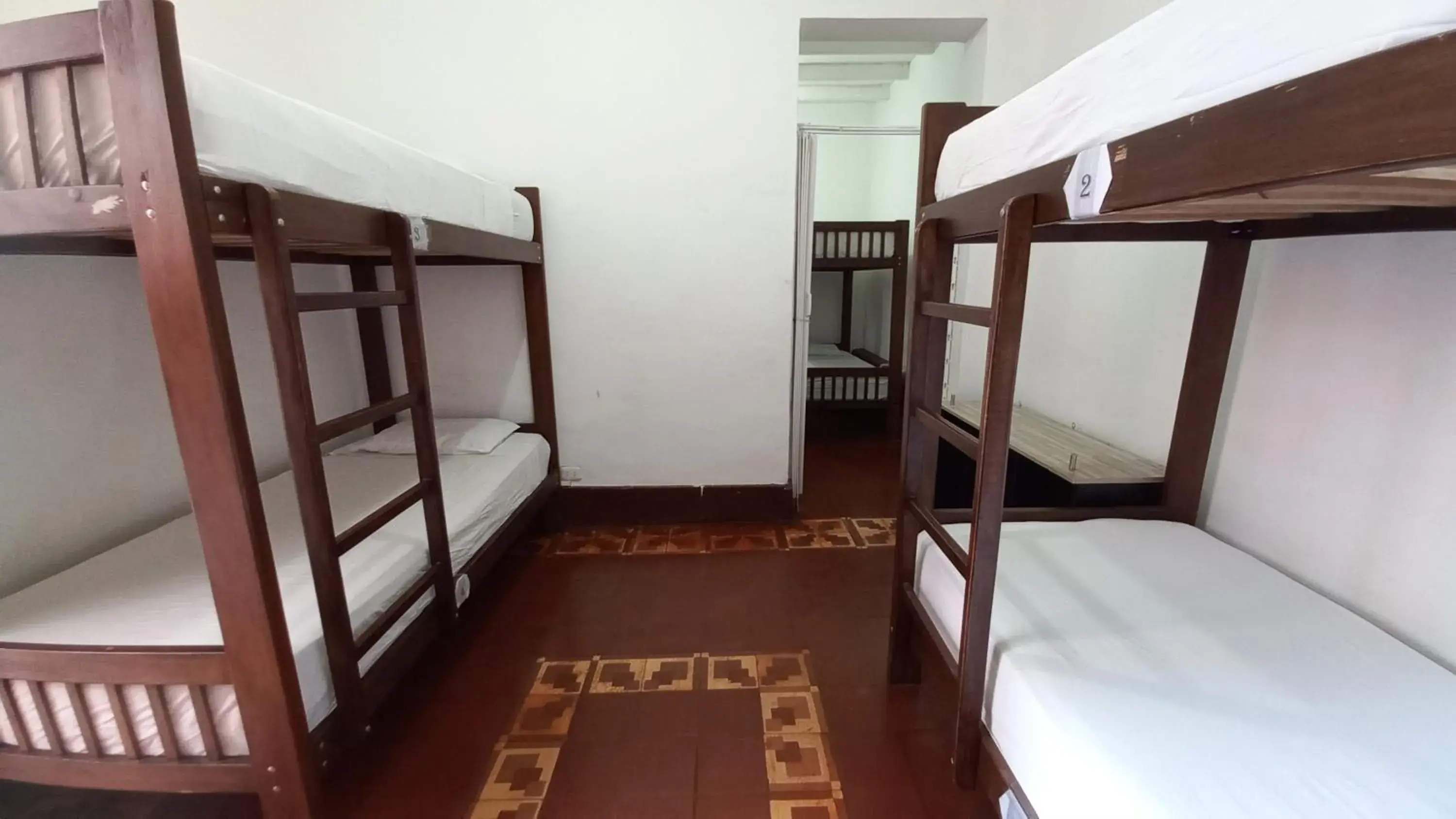 Bed in 10-Bed Mixed Dormitory Room in Samanai Wasi Bed in 10-Bed Mixed Dormitory Room in Samanai Wasi