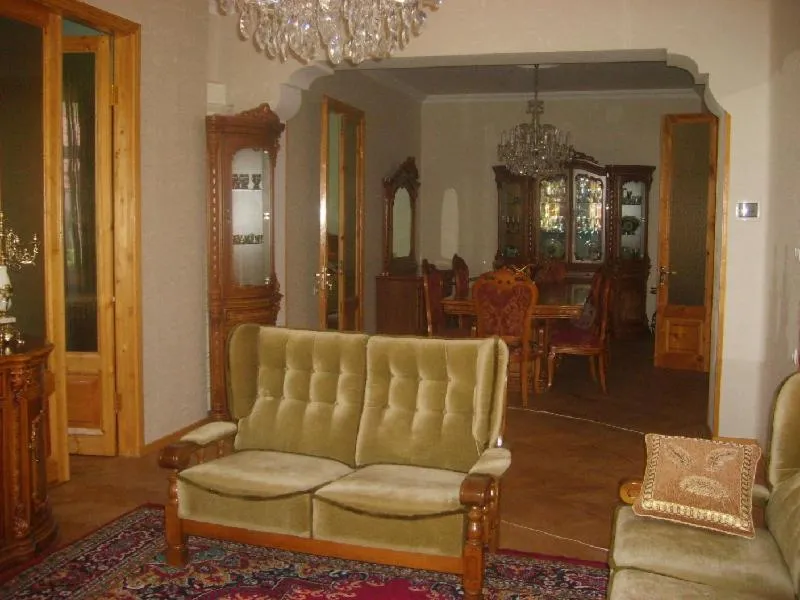 Double Room with Shared Bathroom in Guest House Svetlana