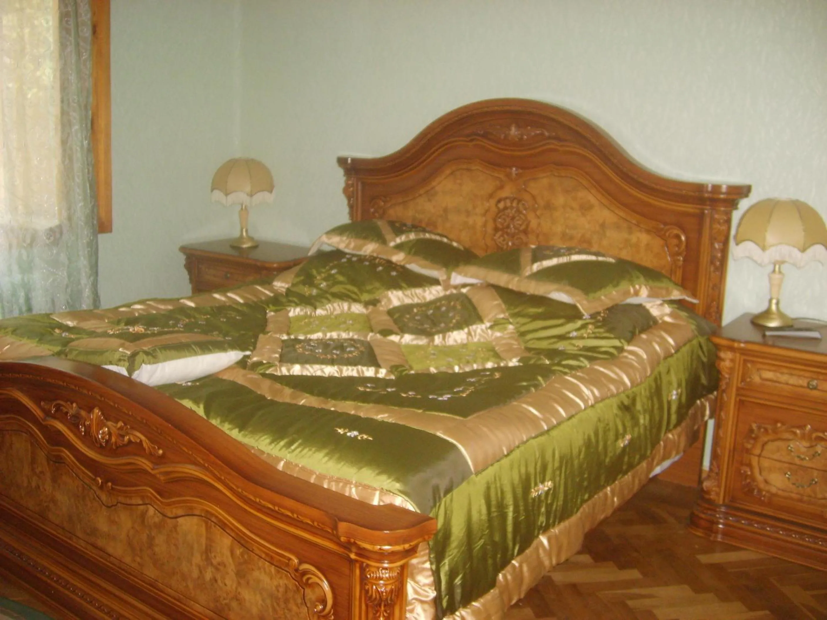 Double Room with Shared Bathroom in Guest House Svetlana