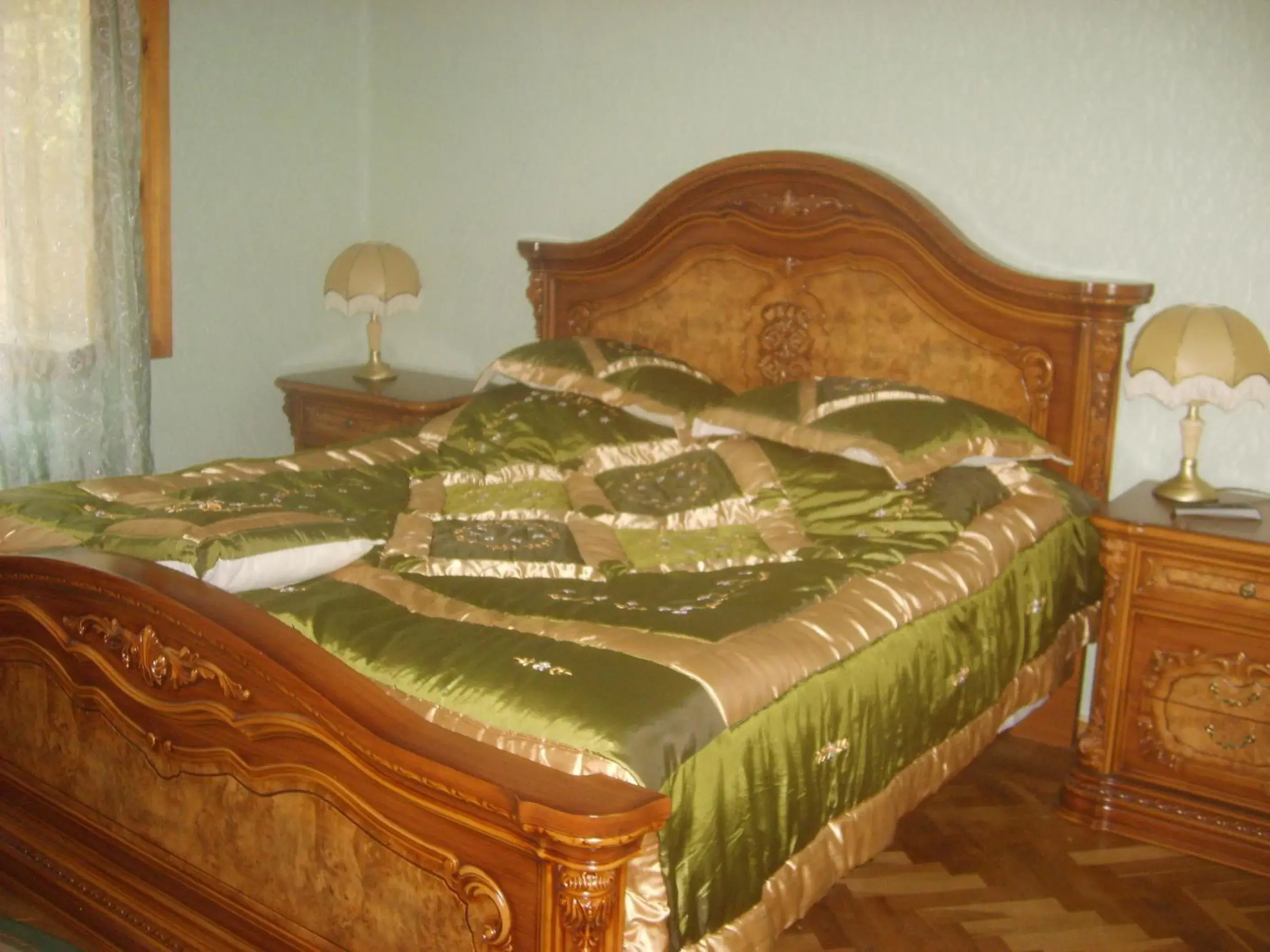 Double Room with Shared Bathroom in Guest House Svetlana Double Room with Shared Bathroom in Guest House Svetlana