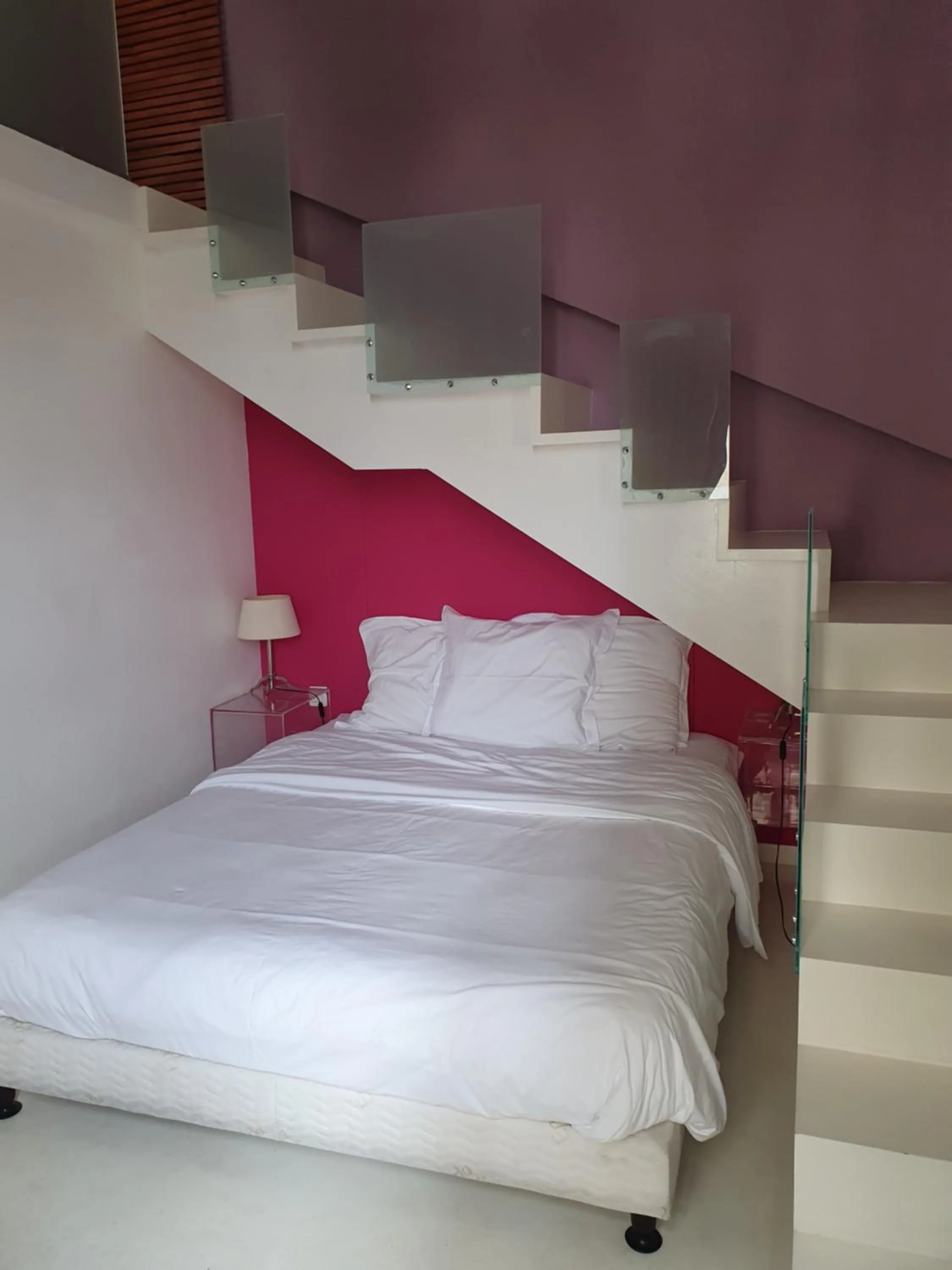 Photo of the whole room in Room with a vue