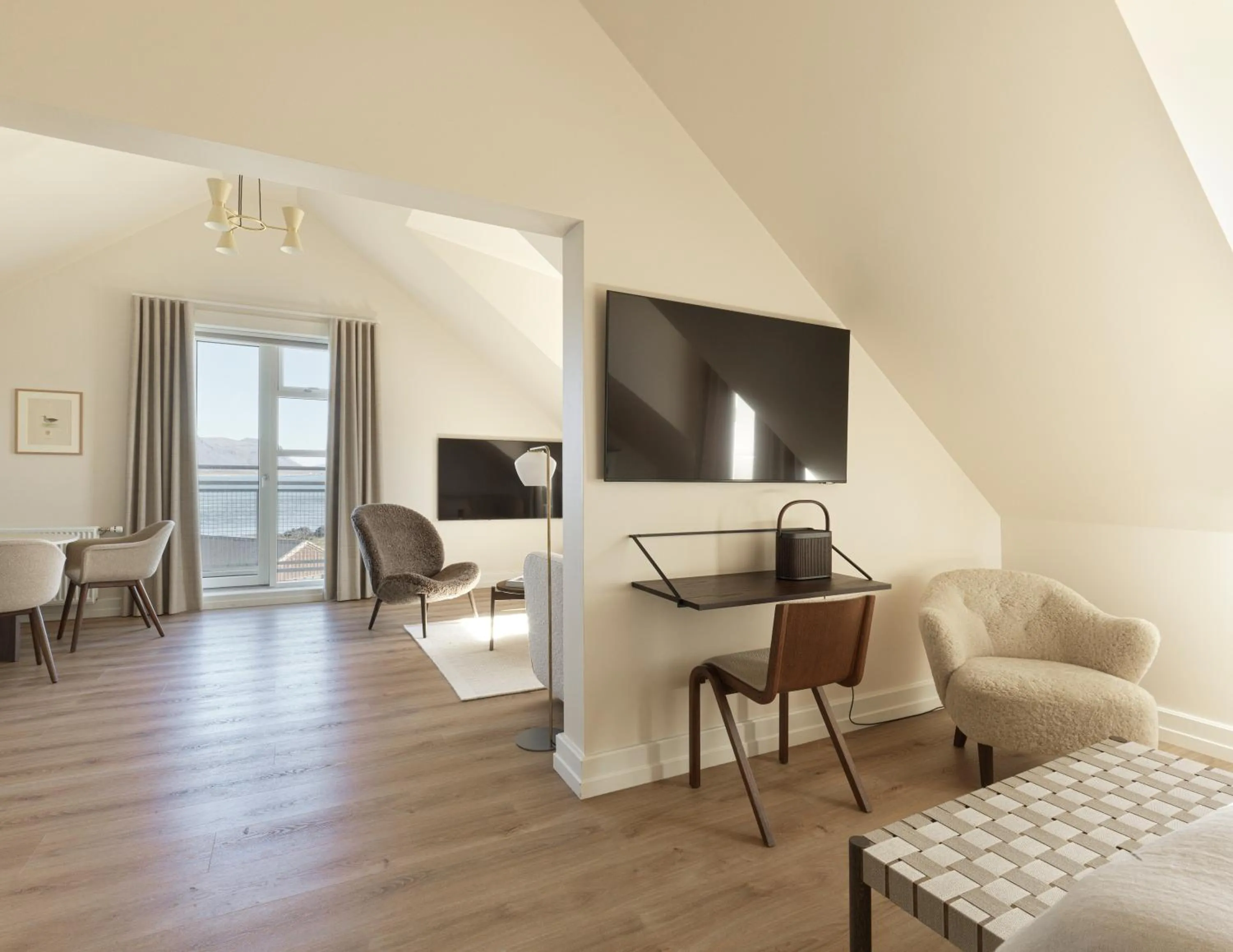 TV and multimedia in Hotel Búdir