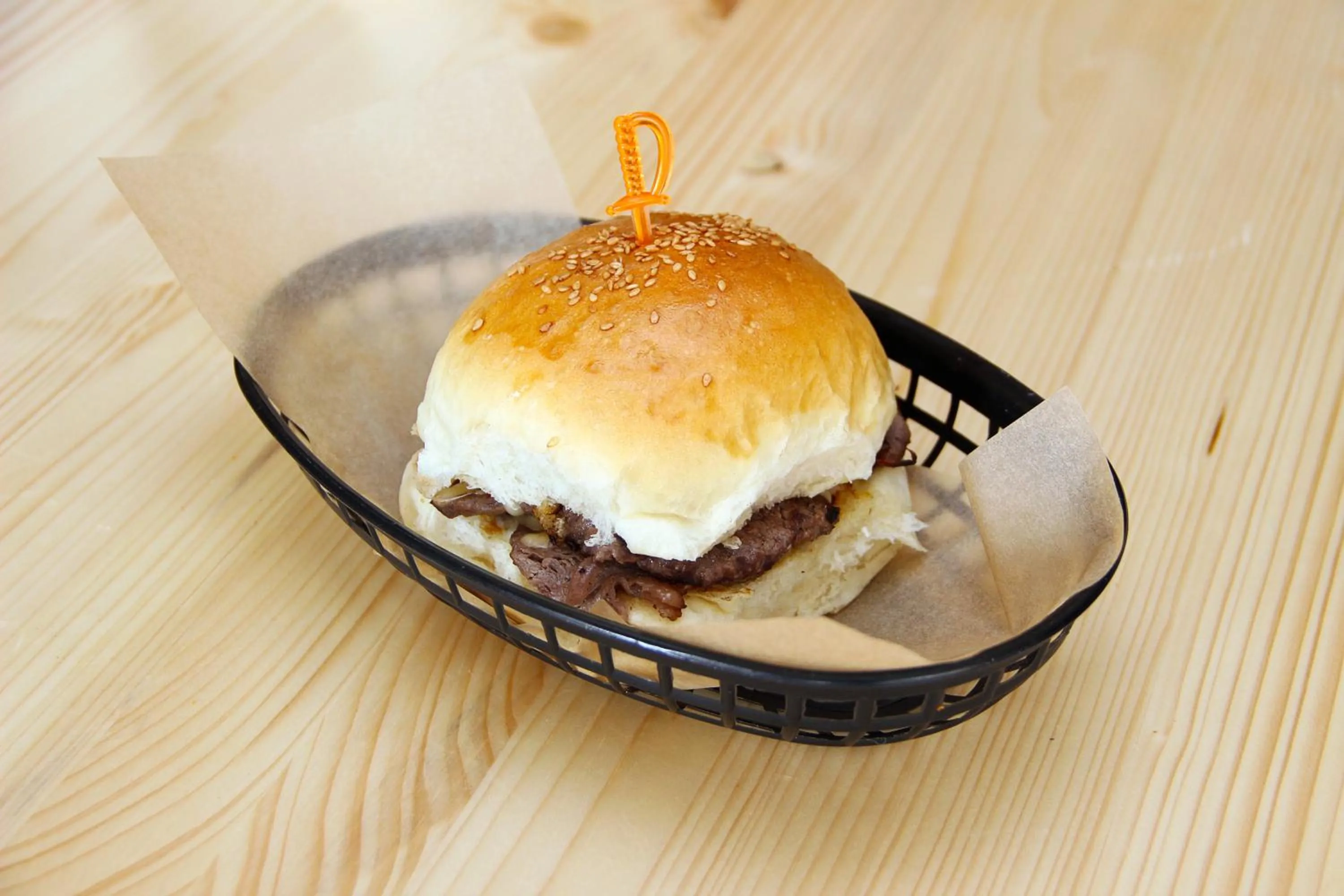 Restaurant/places to eat in Madanur Hotel