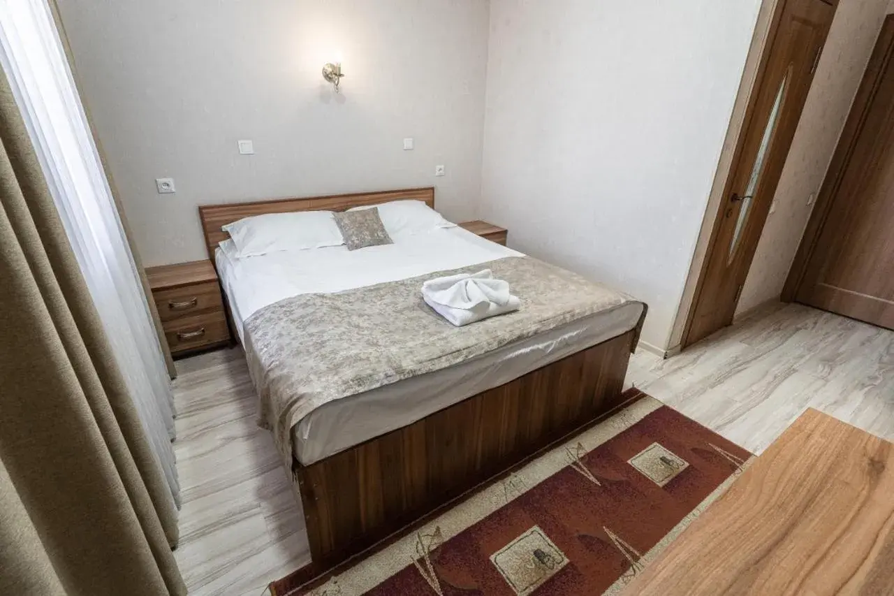 Standard Single Room in Madanur Hotel Standard Single Room in Madanur Hotel