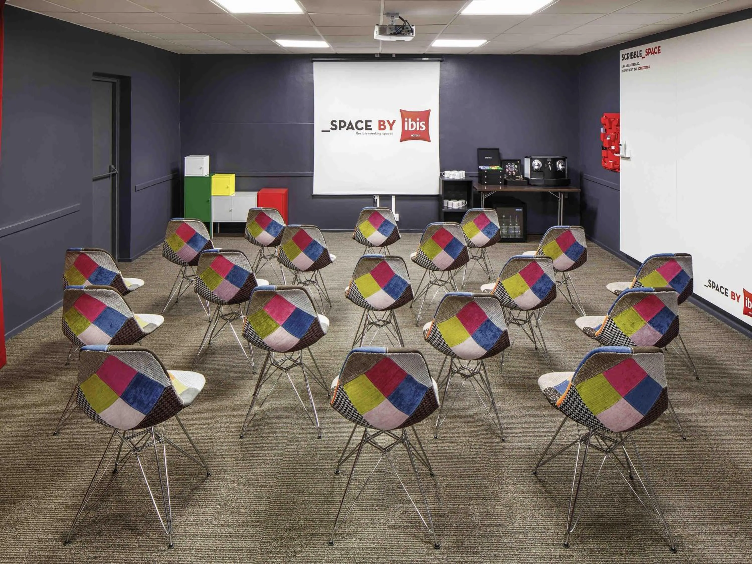 Property building in Ibis London Luton Airport