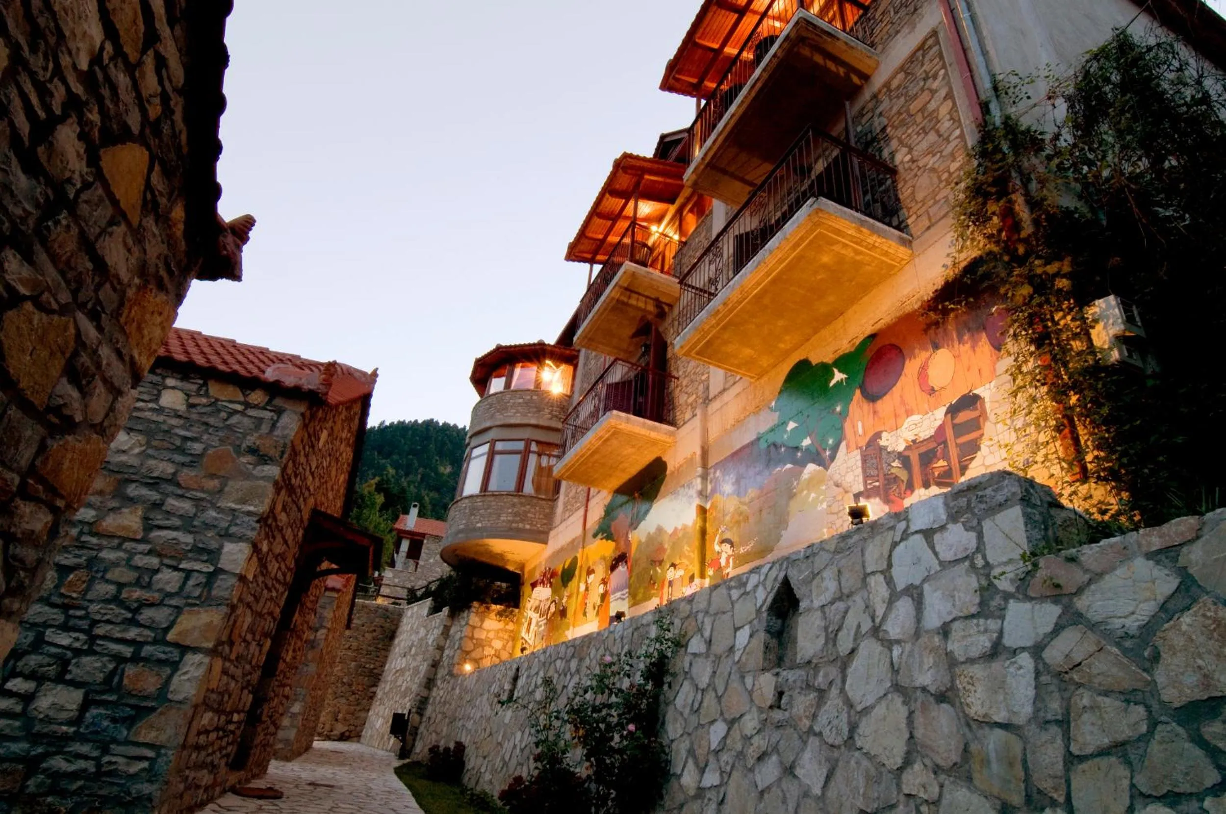 Facade/entrance in Ta Petrina