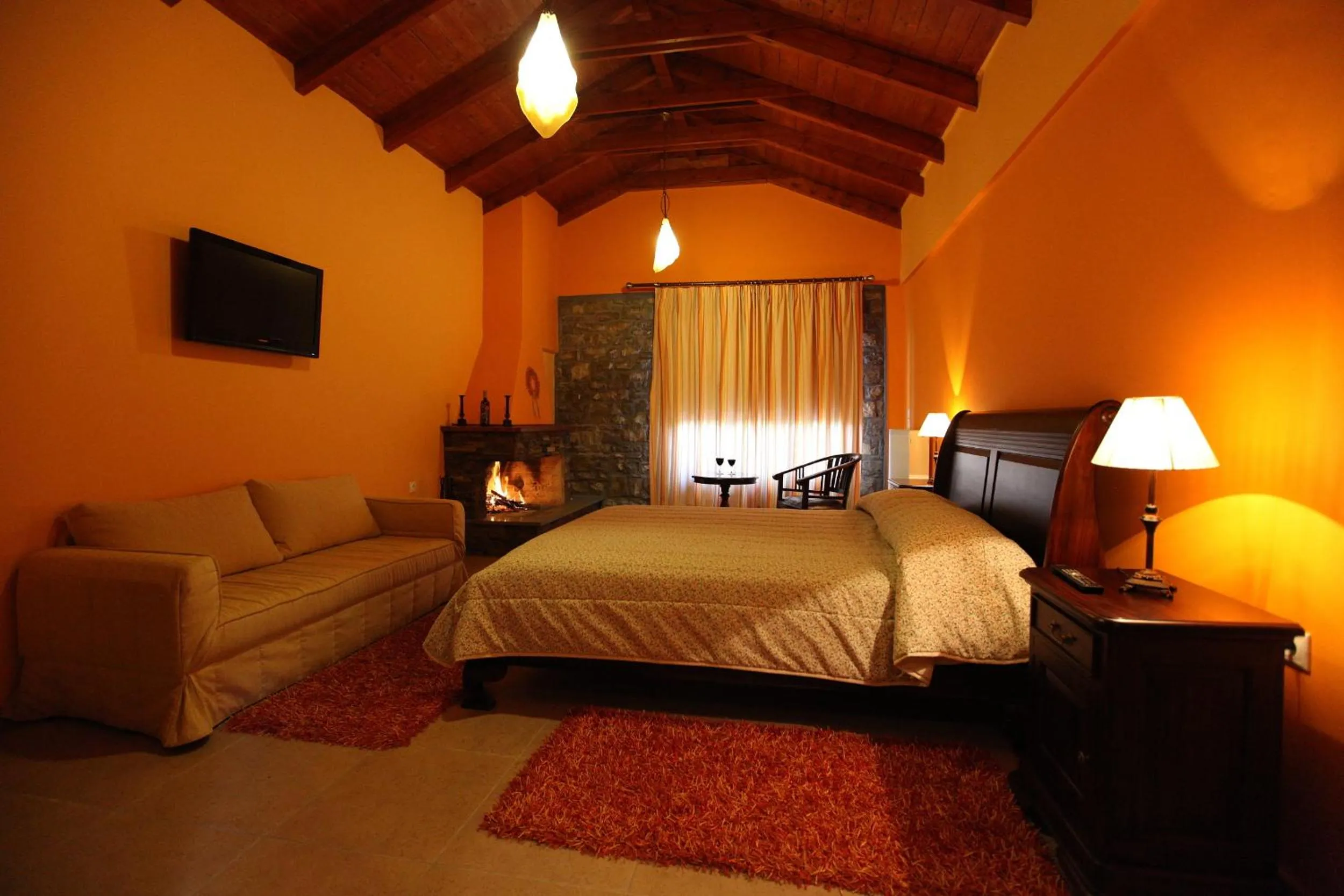 Photo of the whole room, Bed in Ta Petrina