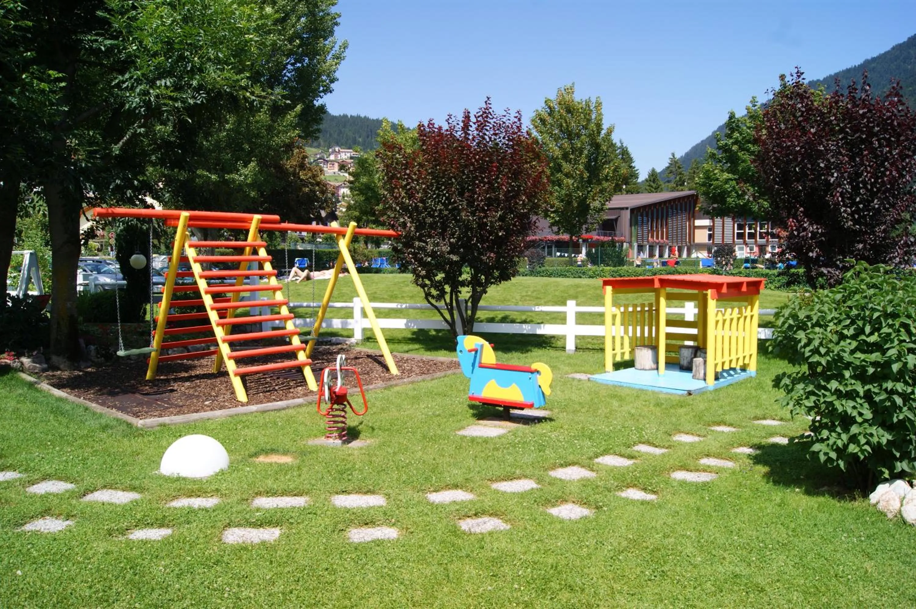 Children play ground in Garden Hotel Bellariva
