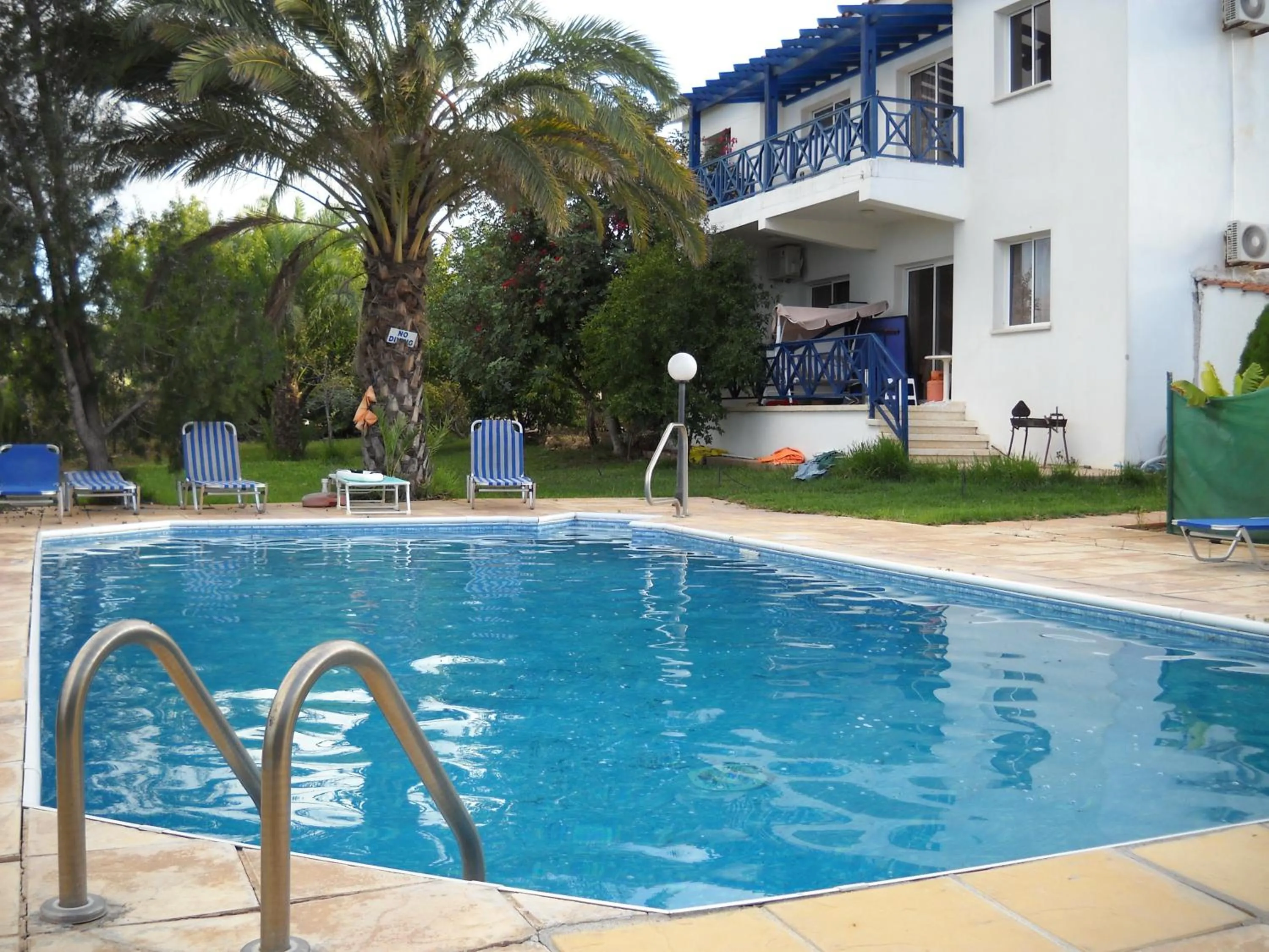Socrates Apartments