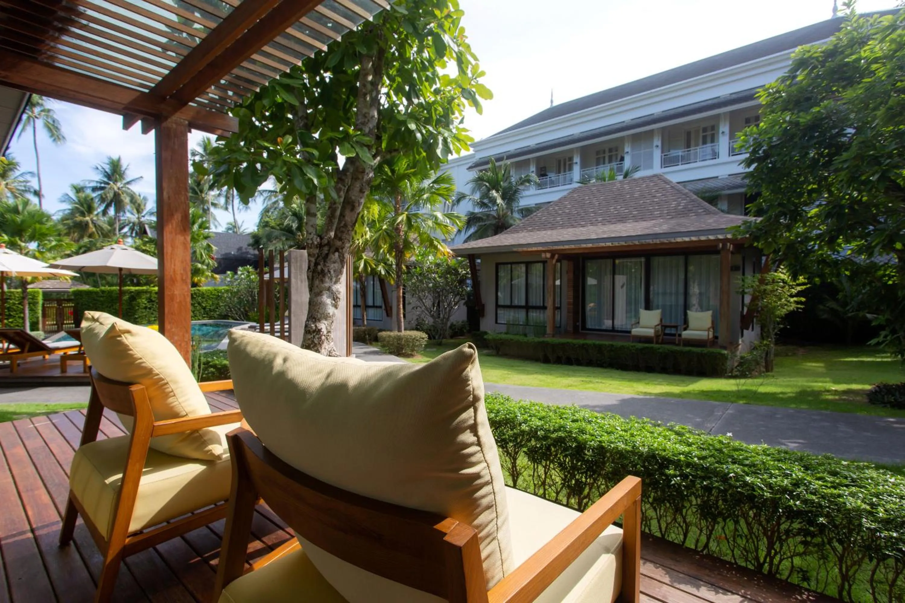 CHUZ Villas Samui SHA Plus