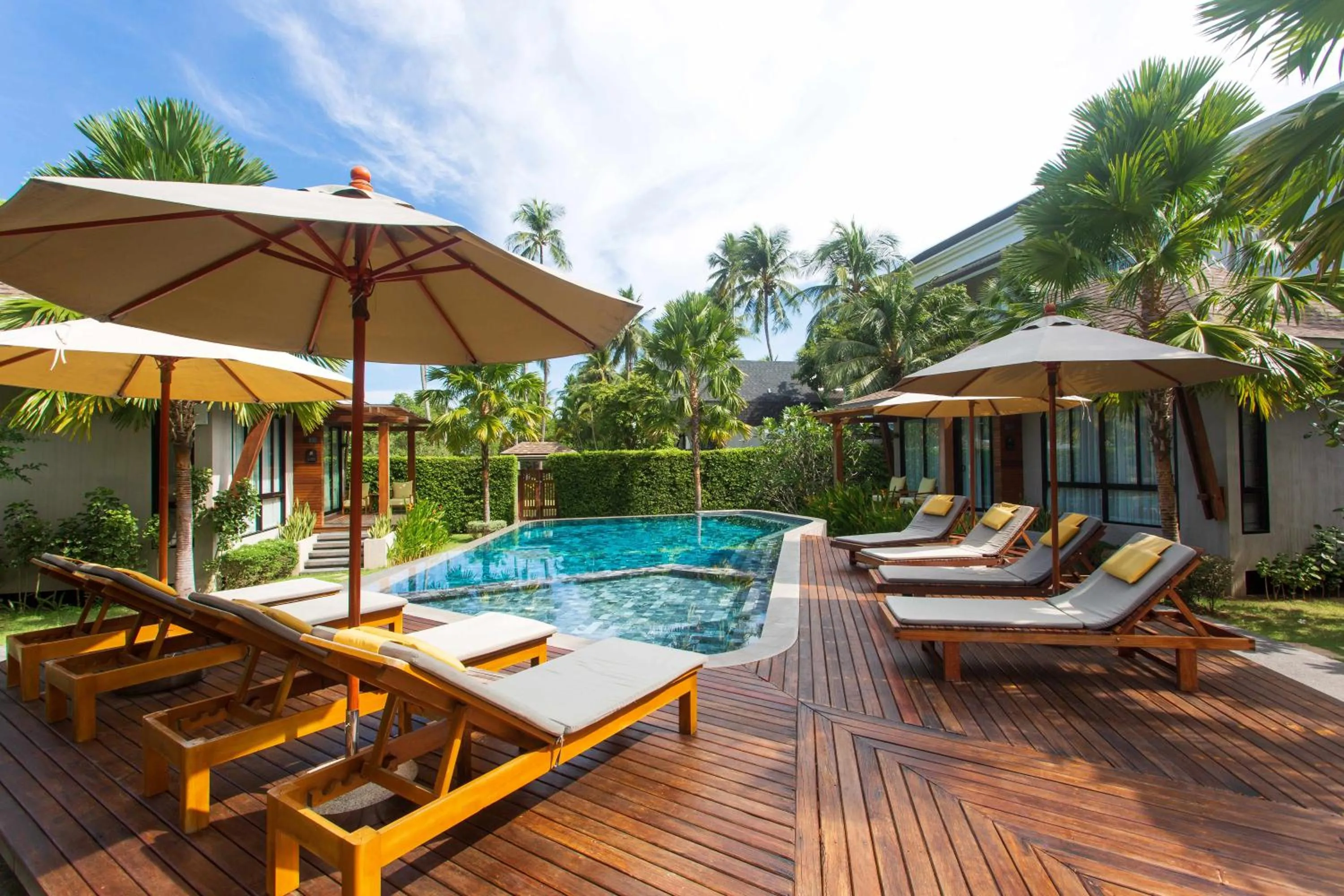 CHUZ Villas Samui SHA Plus