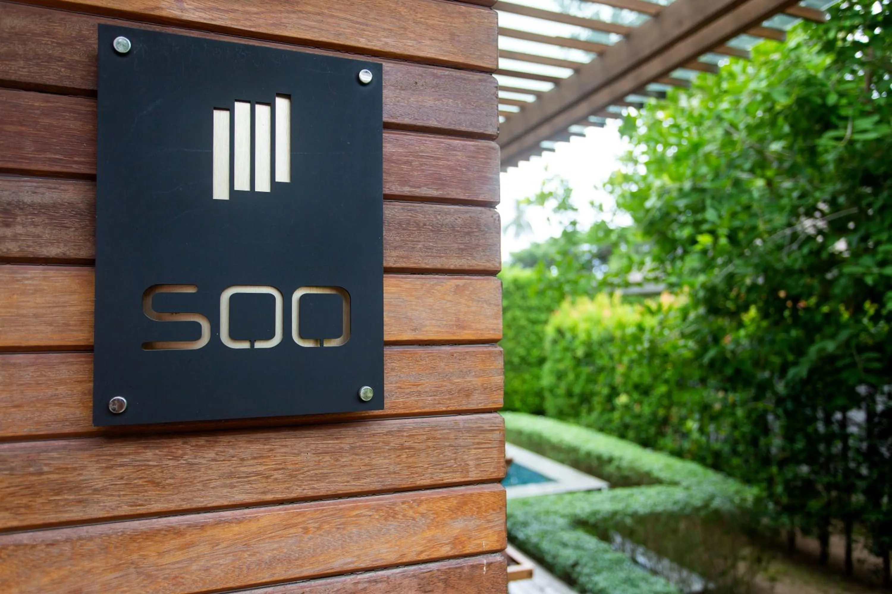 CHUZ Villas Samui SHA Plus