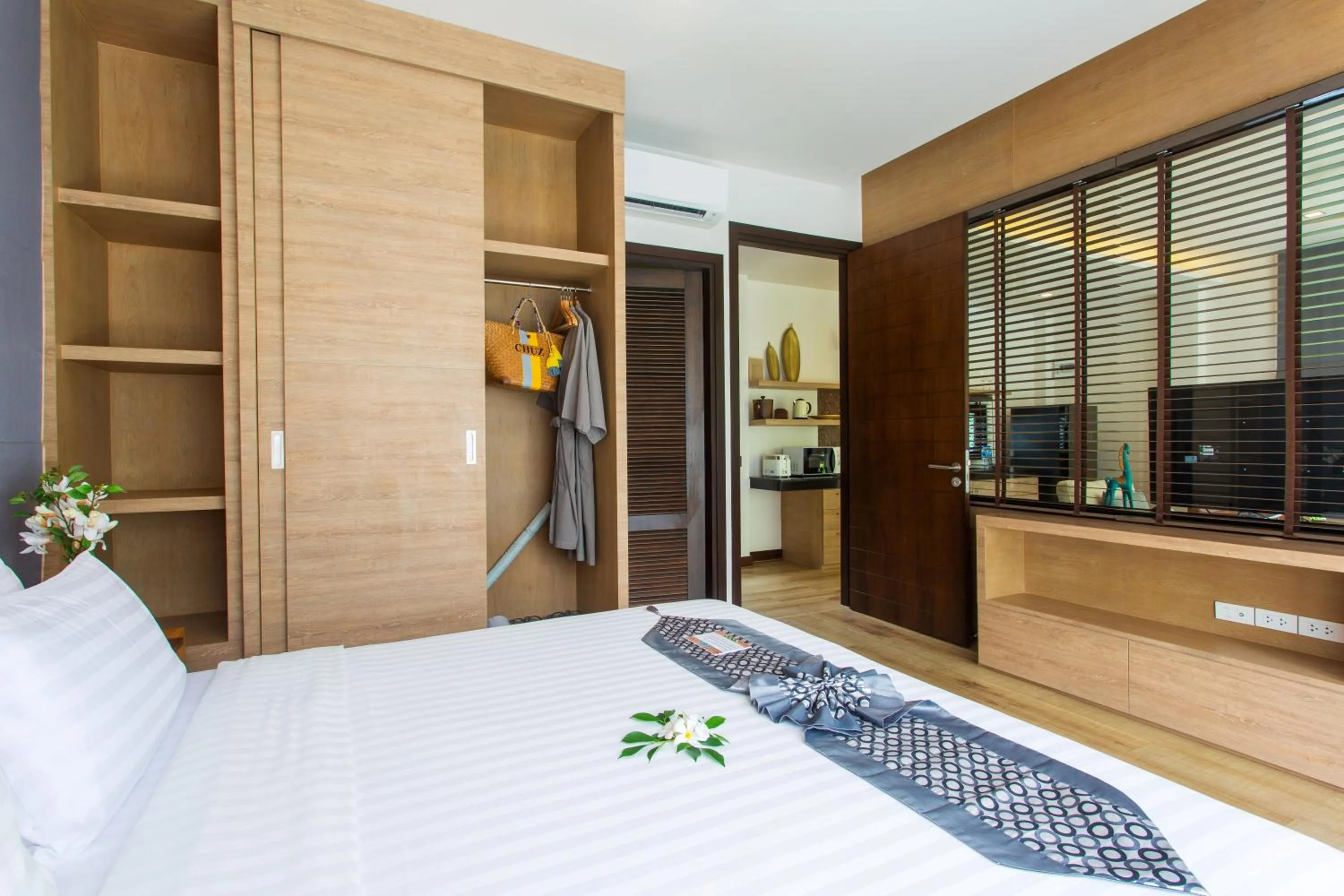Bed in CHUZ Villas Samui SHA Plus