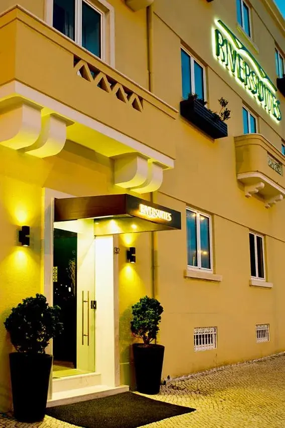 Property building in Riversuites Property building in Riversuites