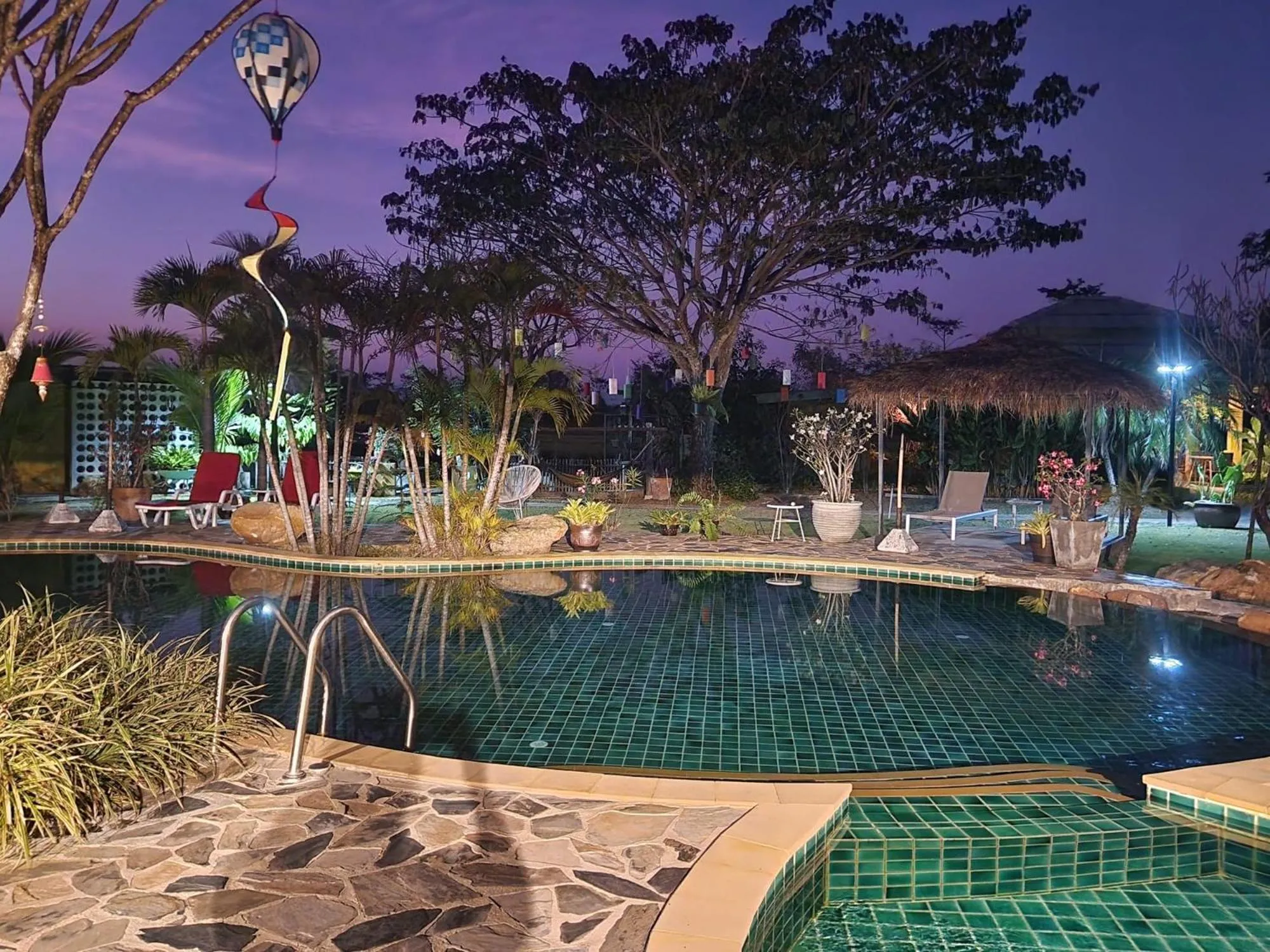 Swimming pool in Phoo Na Resort