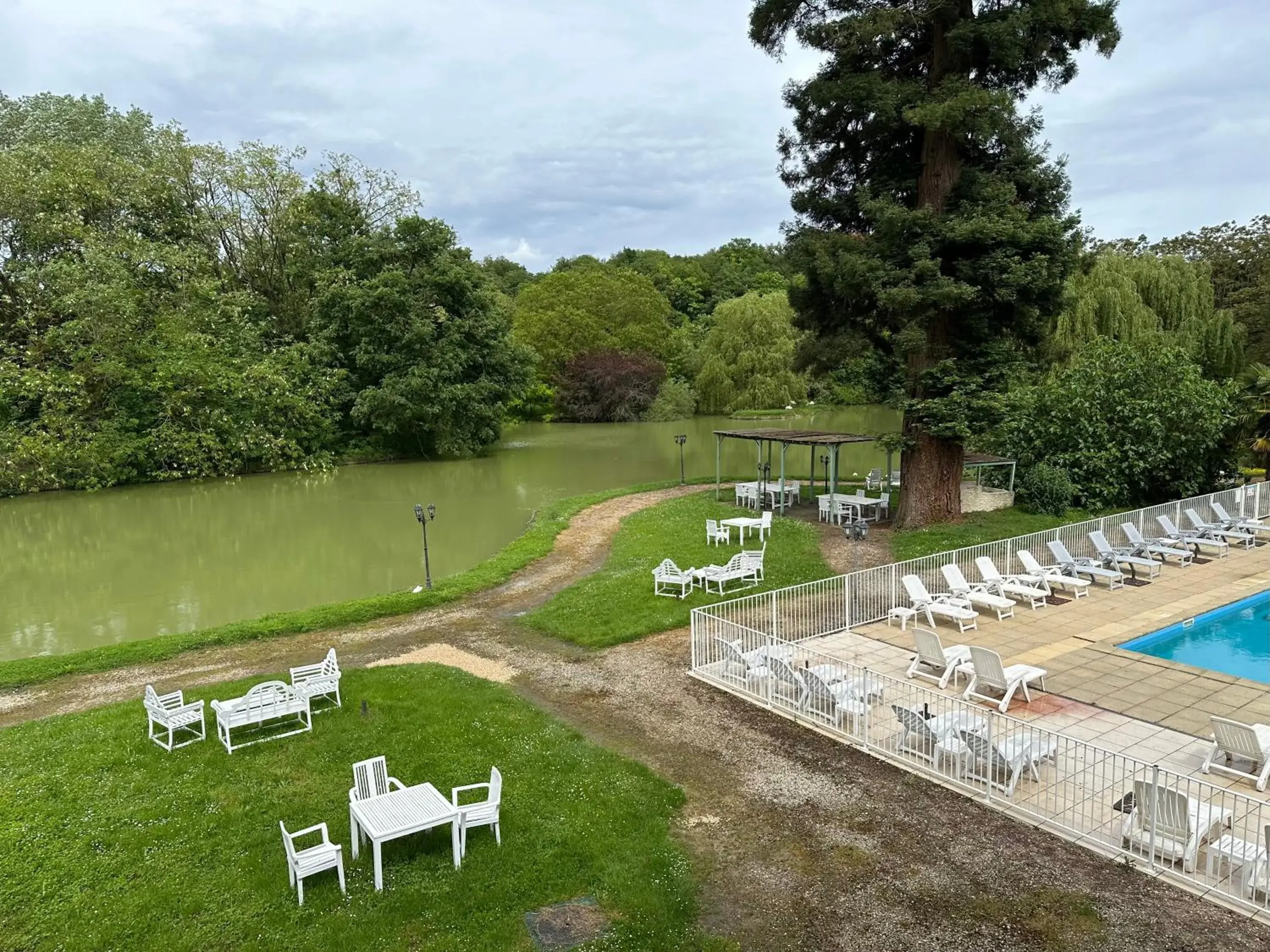 Pool view in CHATEAU Les VALLÉES Pool view in CHATEAU Les VALLÉES