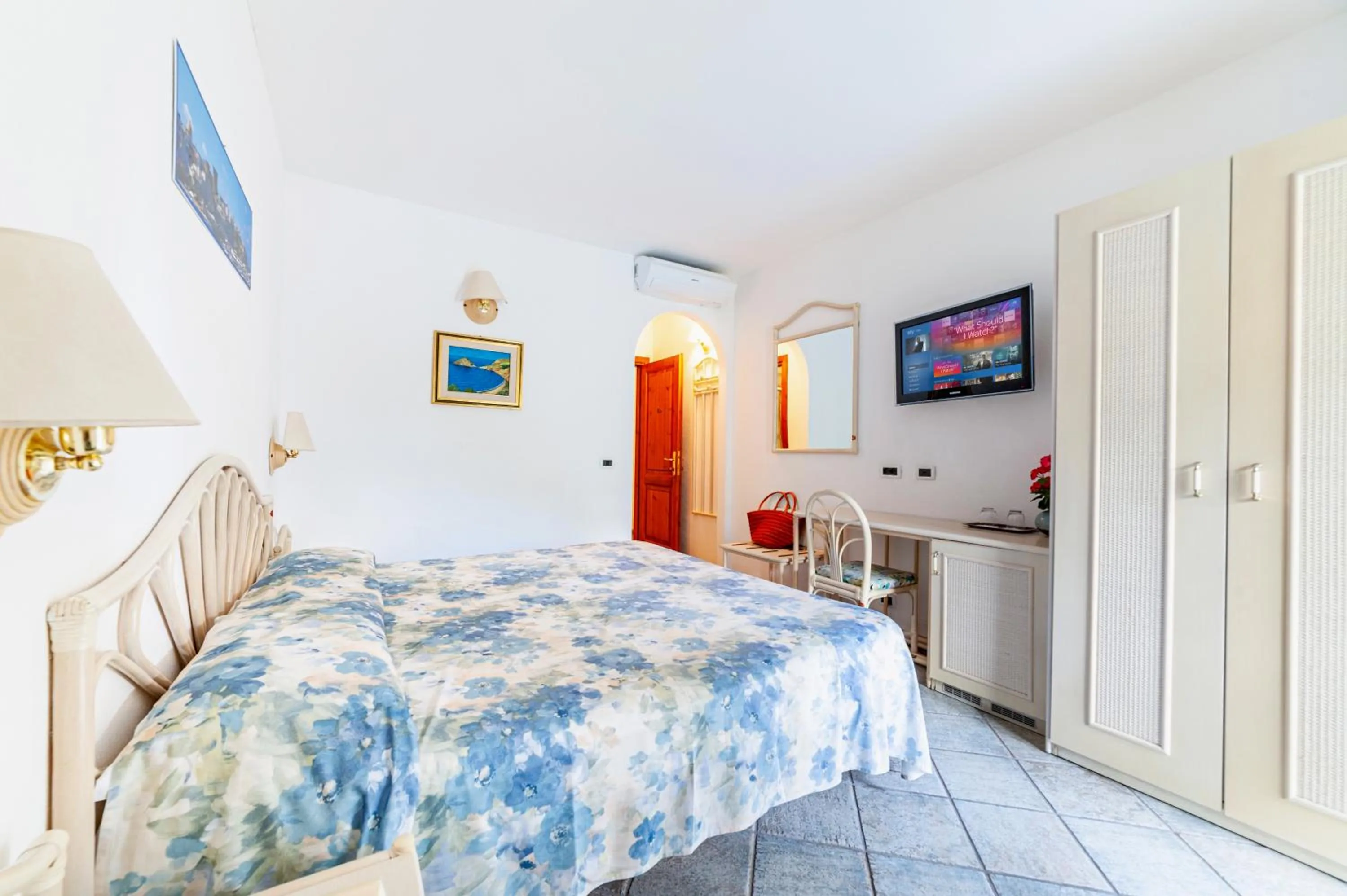 Bed in Punta Chiarito Resort