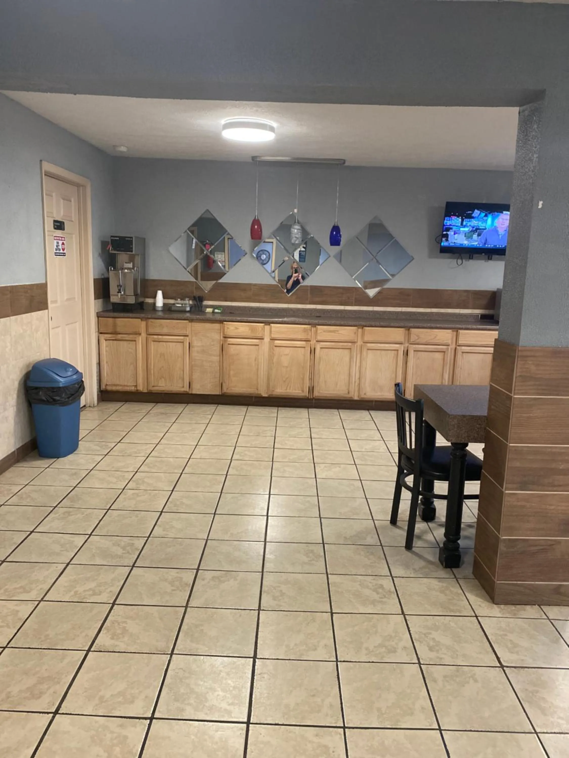 Lobby or reception in Motel 6 Hurricane, WV