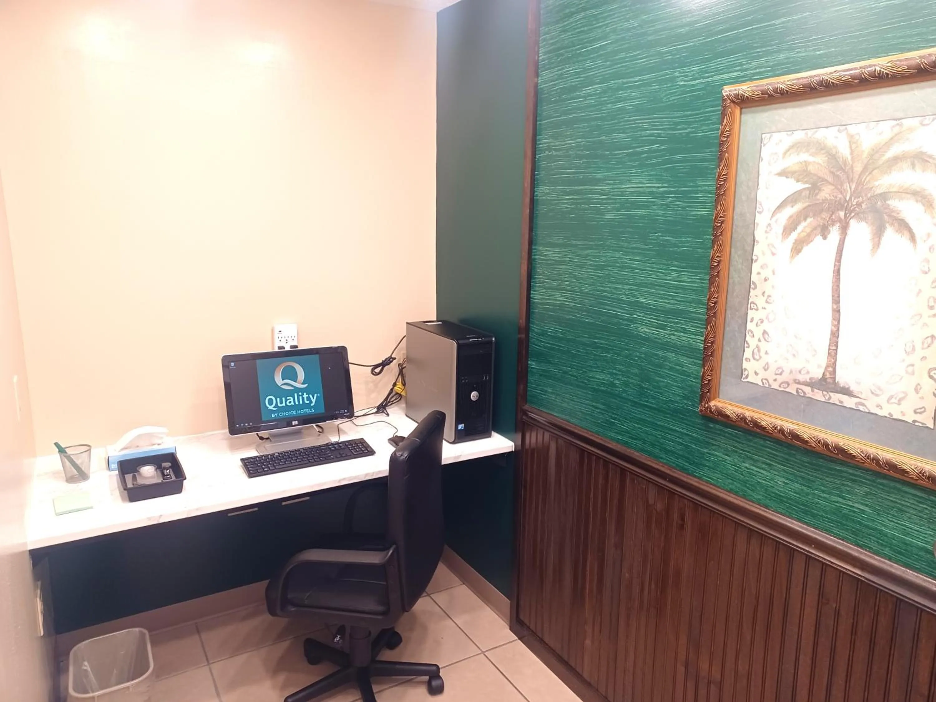 Business facilities in Quality Inn Hamilton